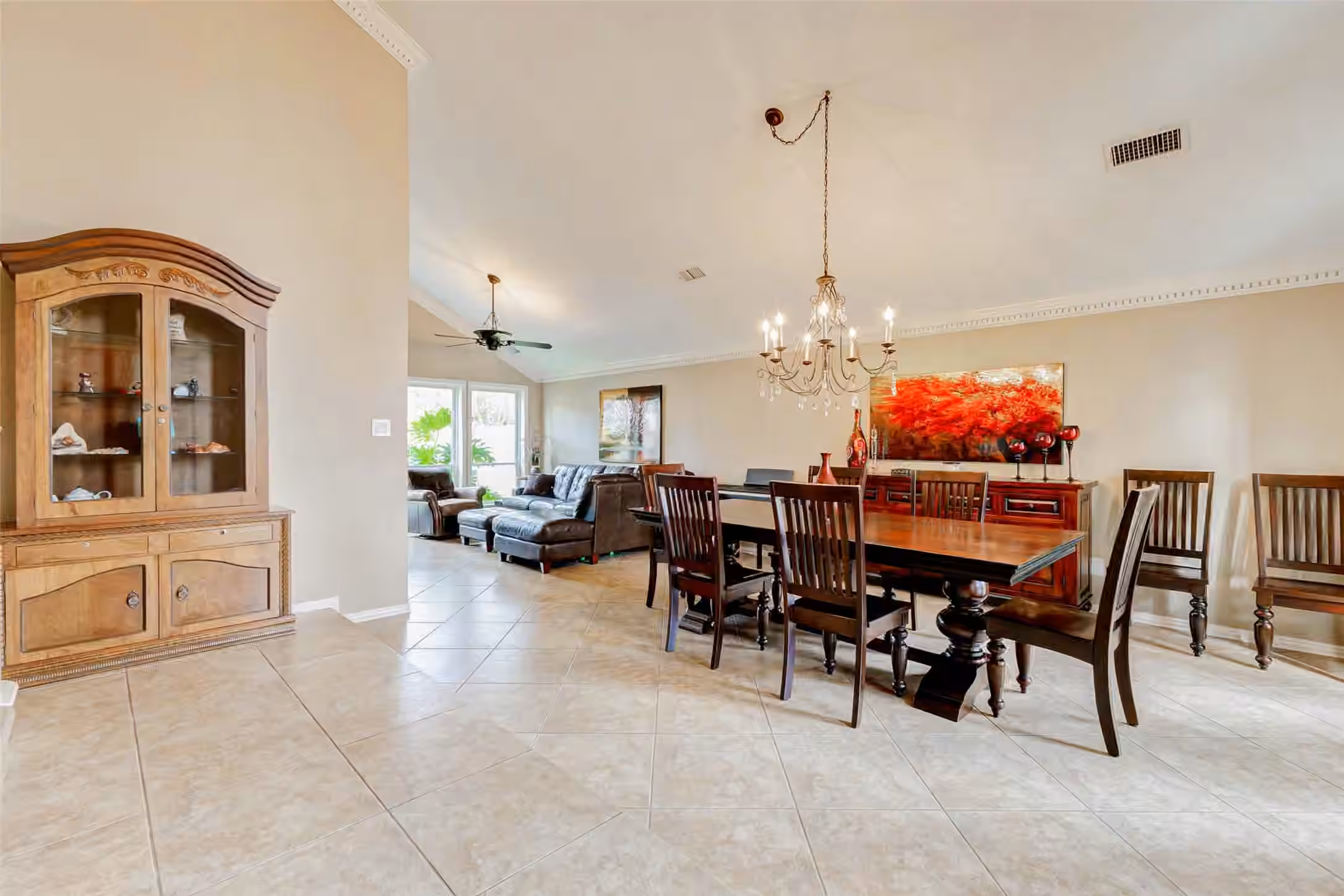 Photo 4 of 15811 Spring Forest Drive, Houston, TX