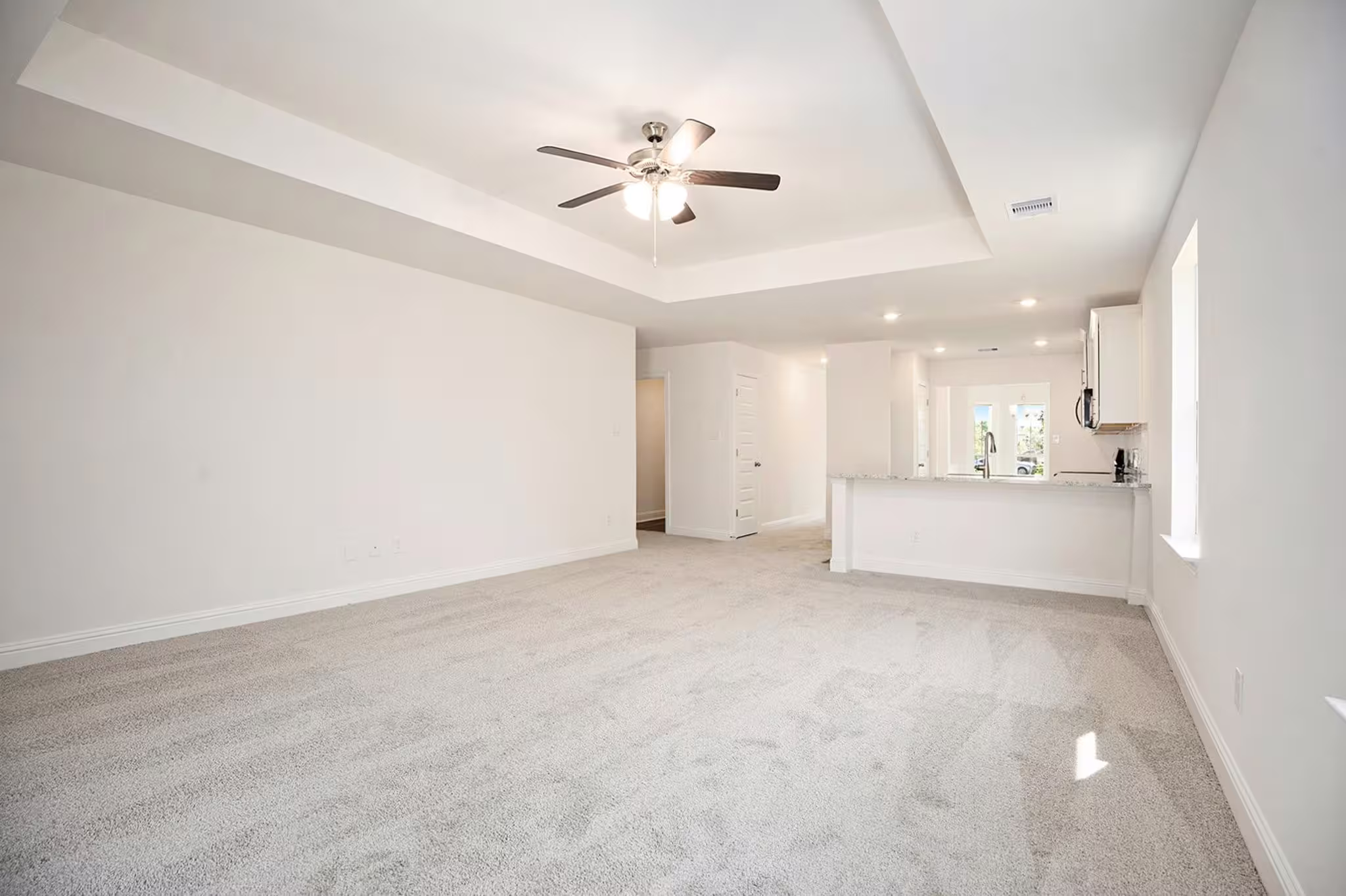 Photo 6 of 412 Bryan Way, Angleton, TX