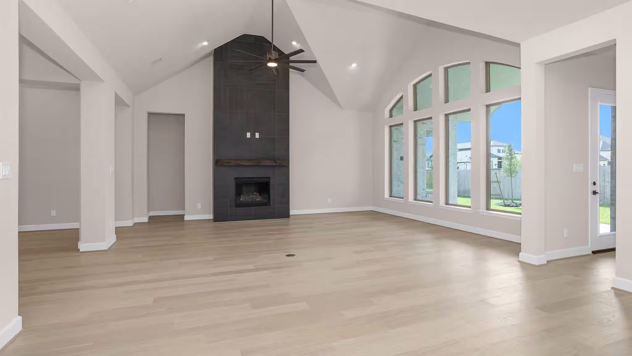 Photo 7 of 5210 Deer Valley Court, Manvel, TX