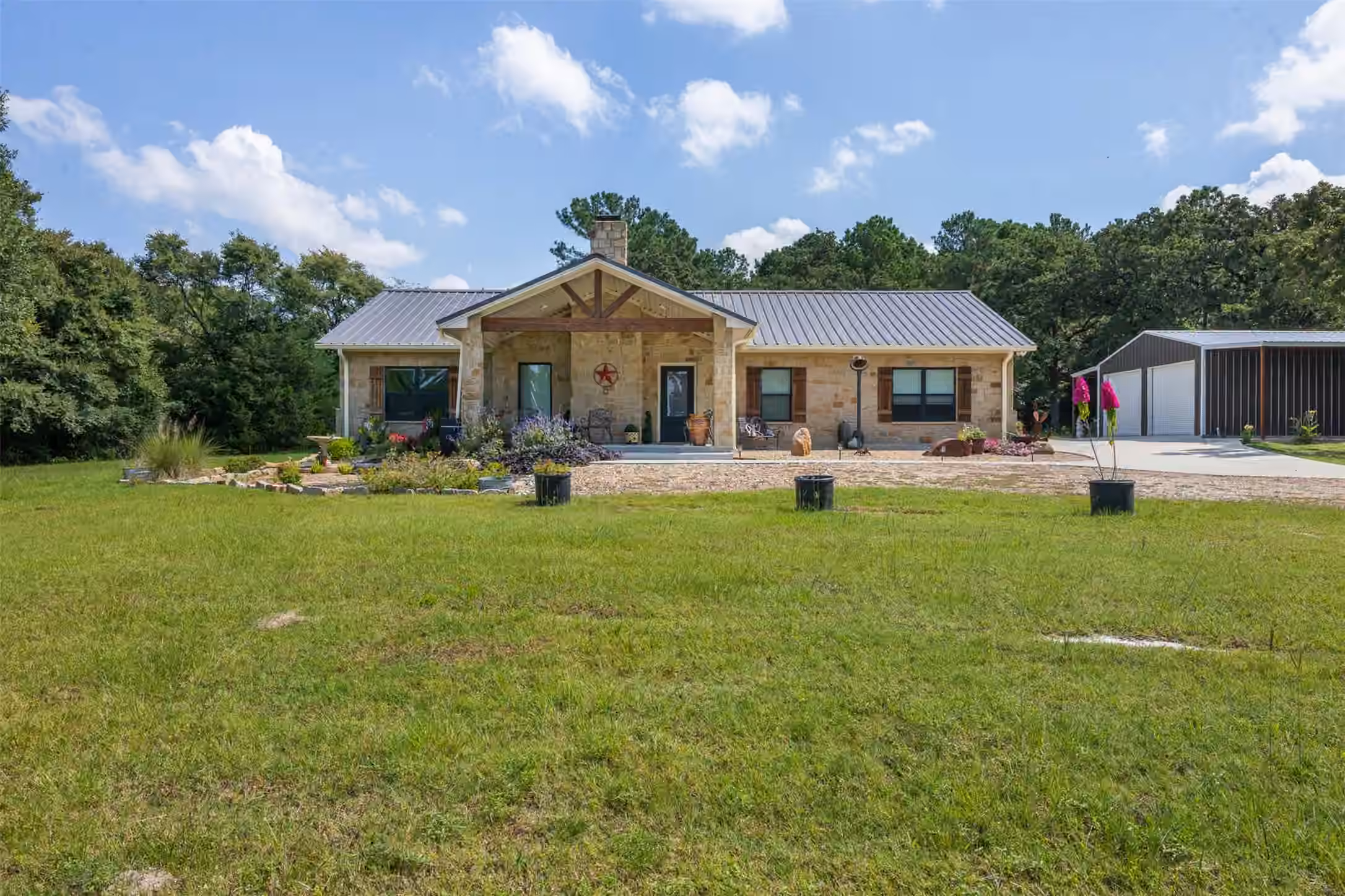 Photo of 14706 Highway 90 N, Bedias, TX