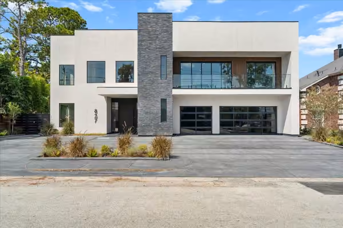 Photo 2 of 827 Bunker Hill Road, Houston, TX