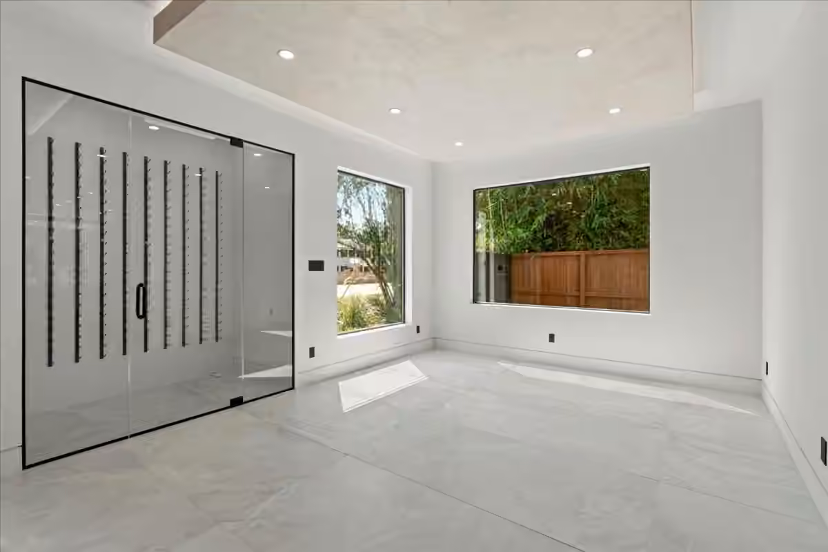 Photo 6 of 827 Bunker Hill Road, Houston, TX