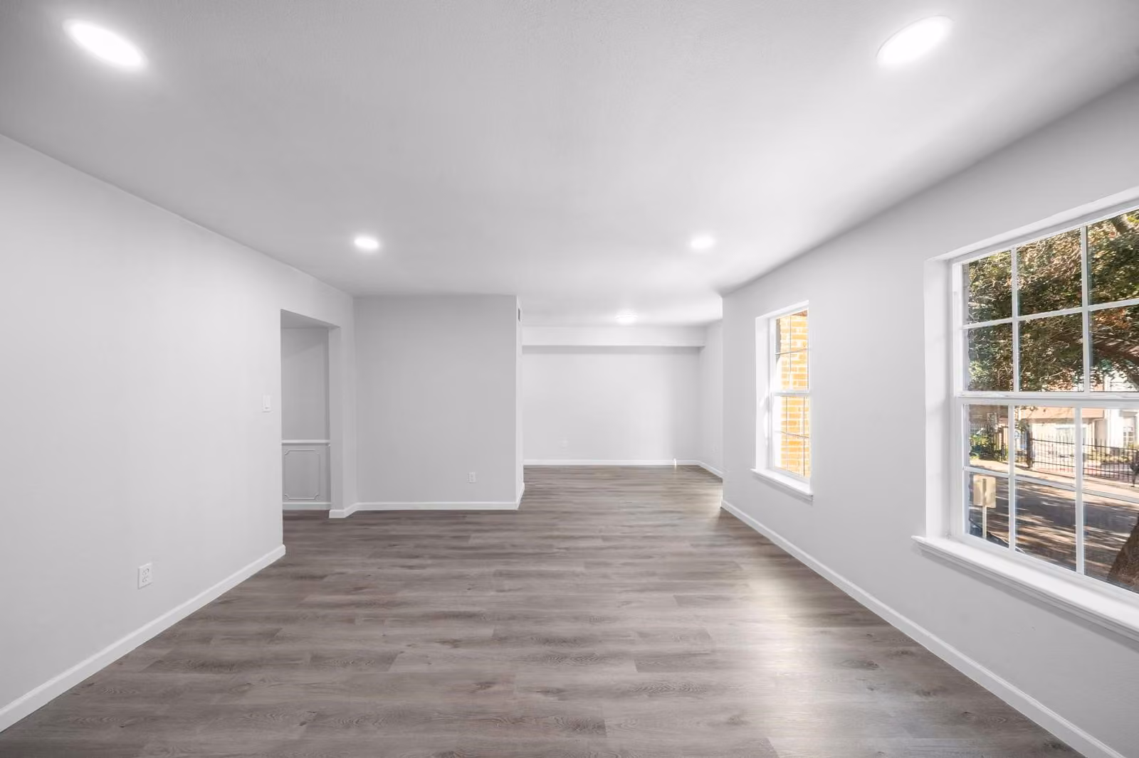Photo 4 of 353 N Post Oak Lane 729, Houston, TX