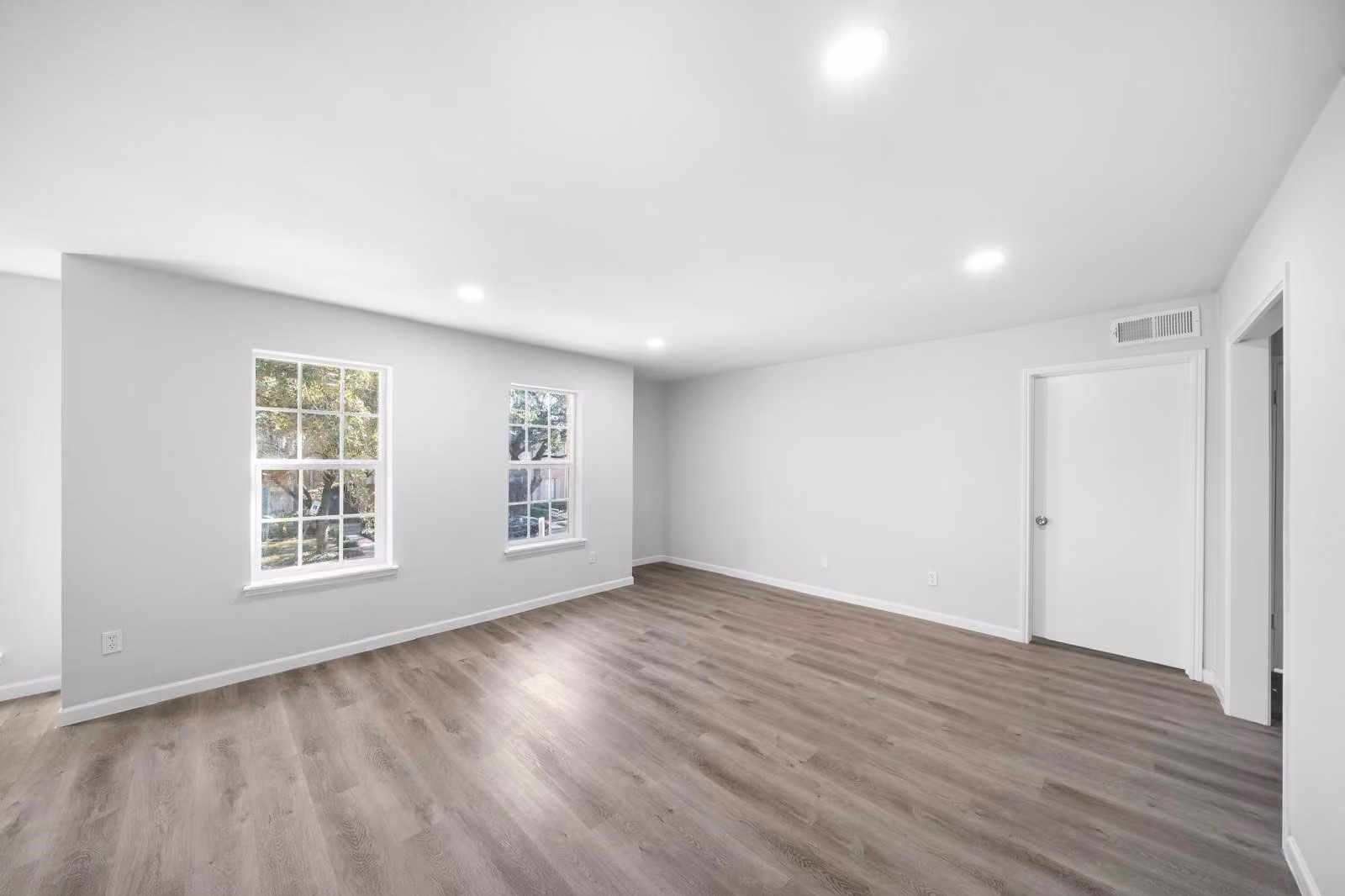 Photo 6 of 353 N Post Oak Lane 729, Houston, TX