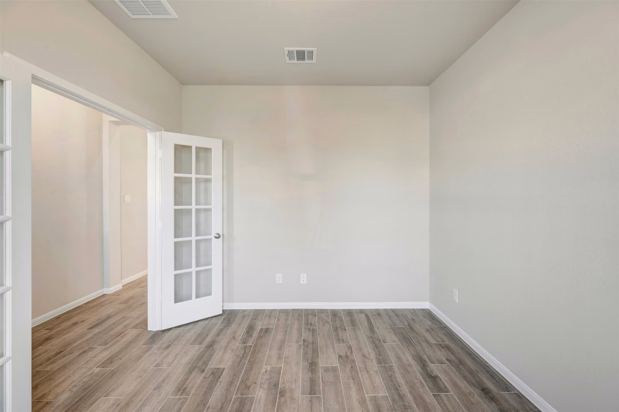 Photo 5 of 21927 Pecan Buff Drive, Waller, TX