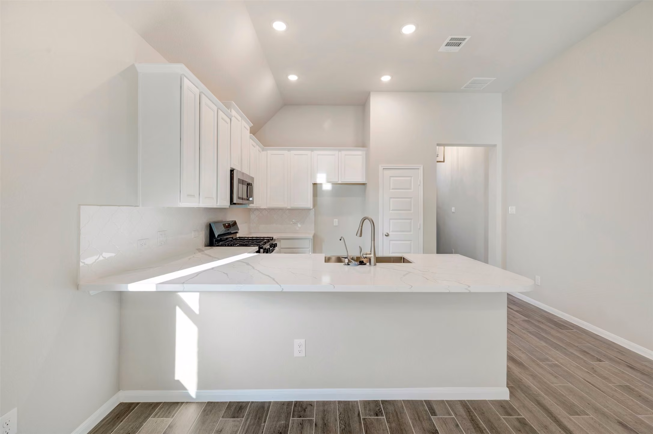 Photo 6 of 21927 Pecan Buff Drive, Waller, TX