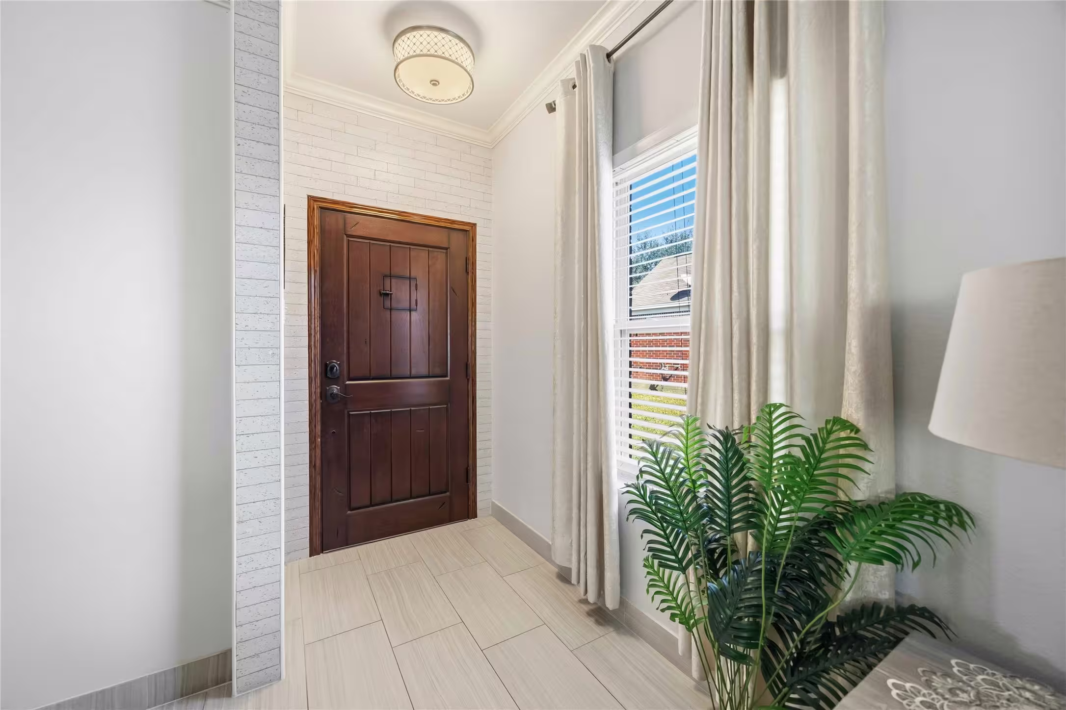 Photo 7 of 19219 Brook Village Road, Houston, TX