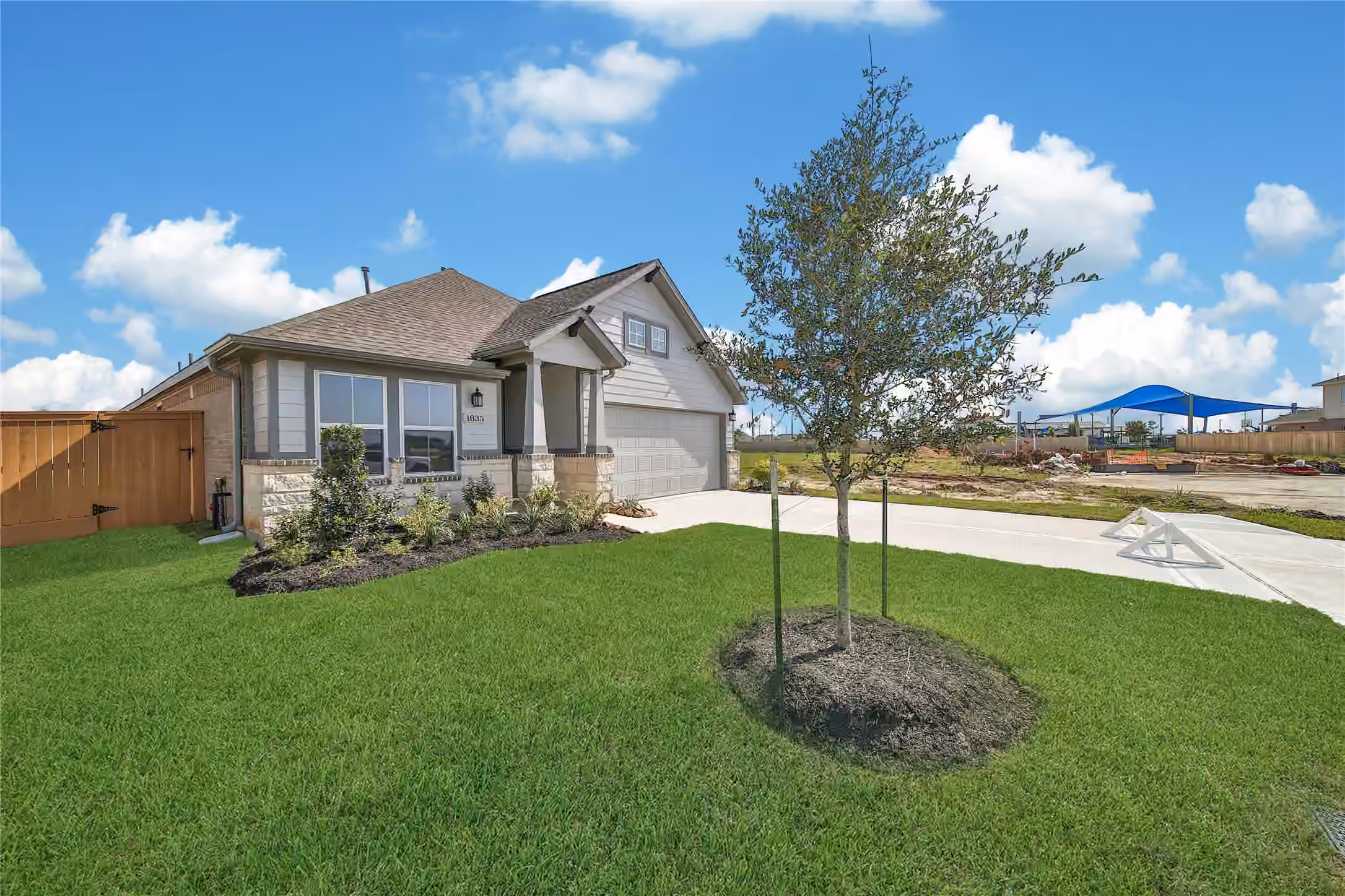 Photo 3 of 1835 Rory Christine Drive, Rosharon, TX