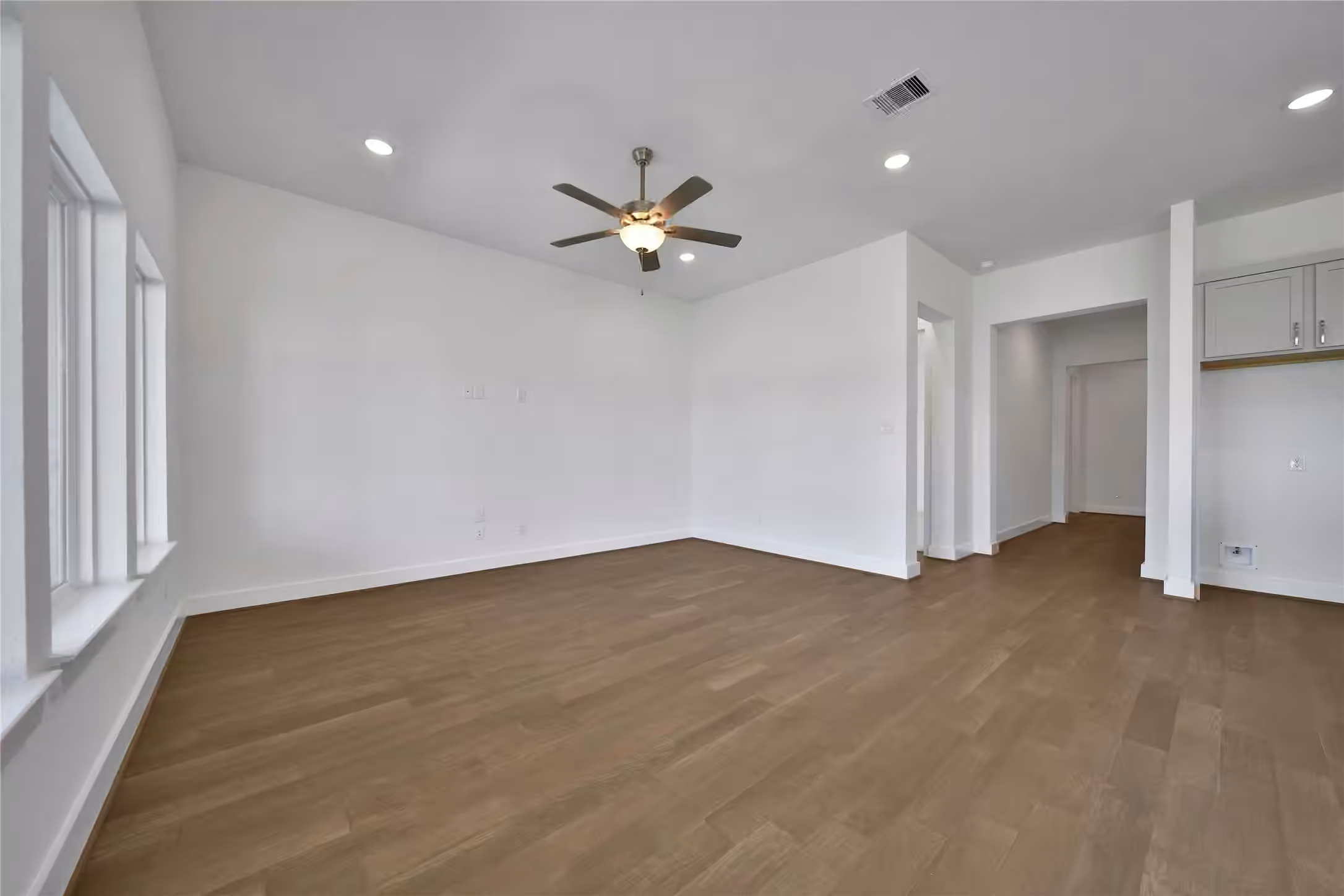 Photo 7 of 1835 Rory Christine Drive, Rosharon, TX