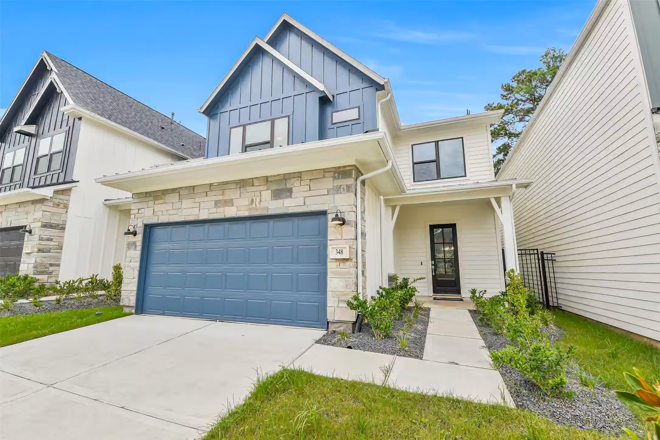 Photo 3 of 348 Summer Place Drive, Montgomery, TX
