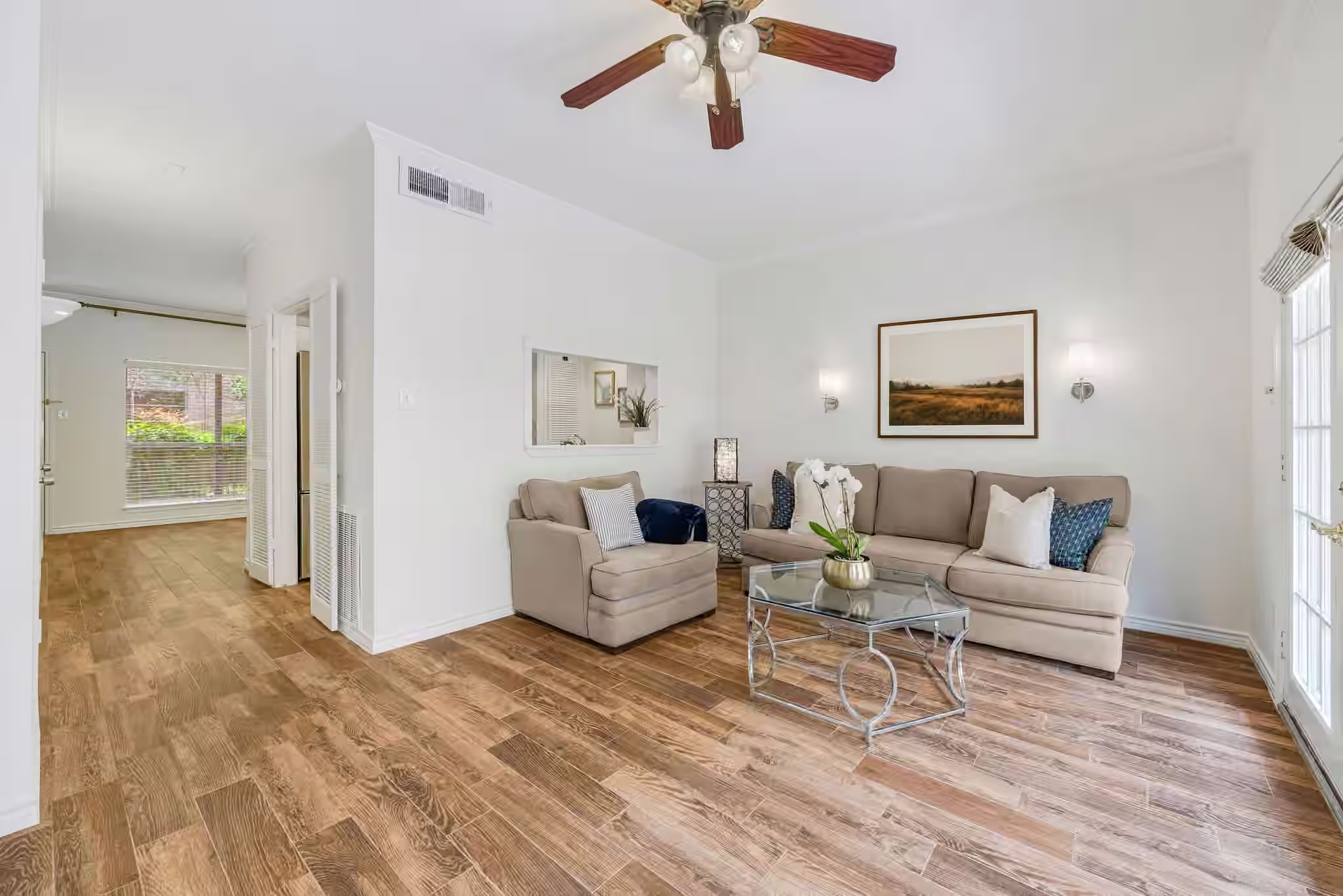 Photo 5 of 1805 Stoney Brook Drive 105, Houston, TX