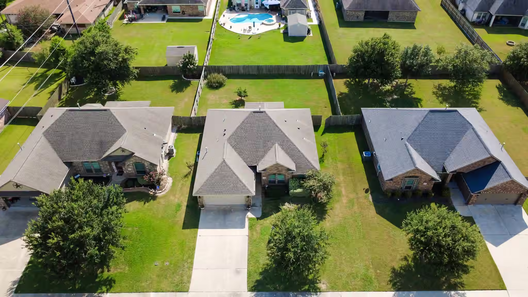 Photo 2 of 205 Poppy Street, Lake Jackson, TX