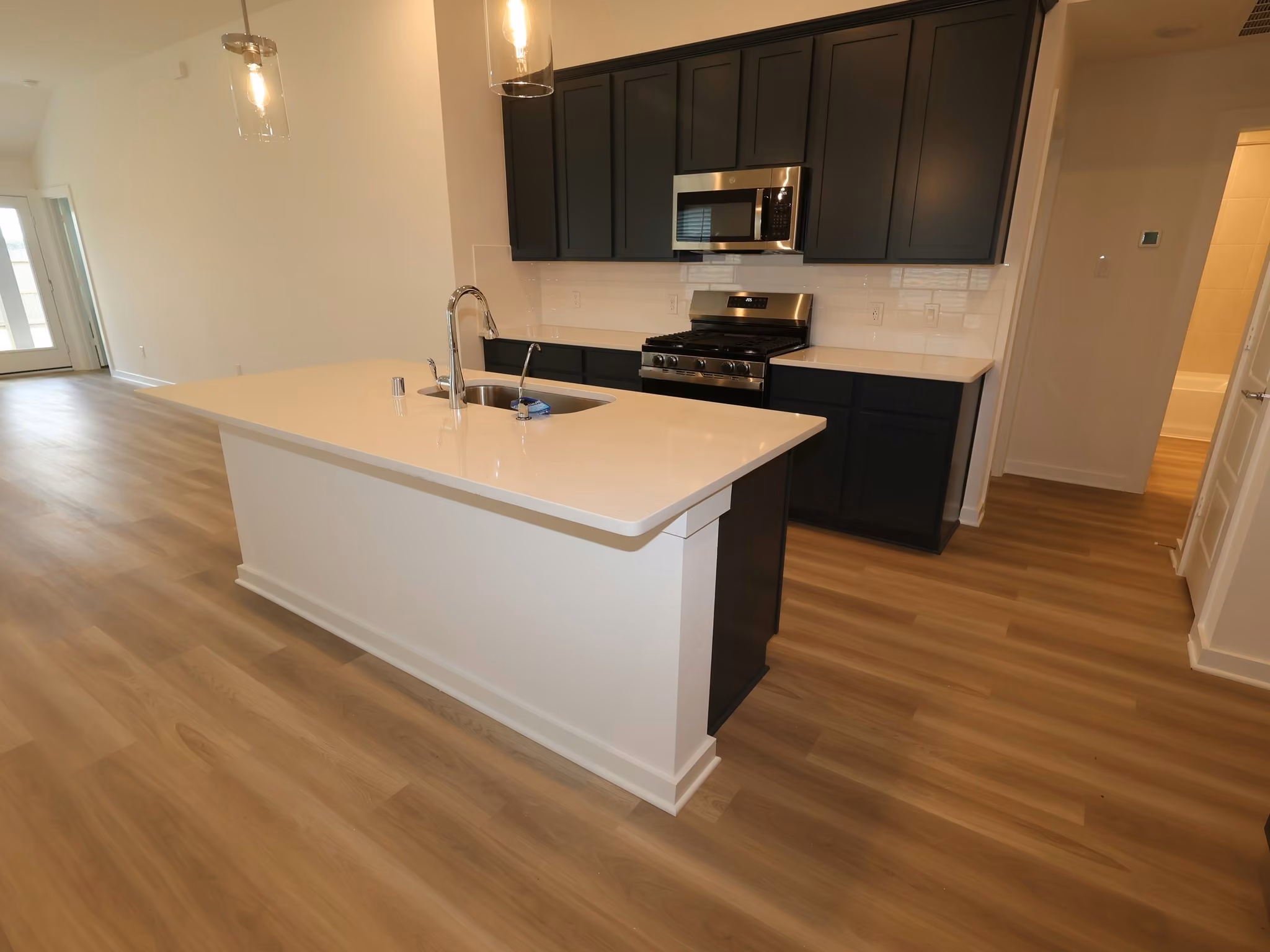 Photo 5 of 32559 Summer Vista Lane, Fulshear, TX
