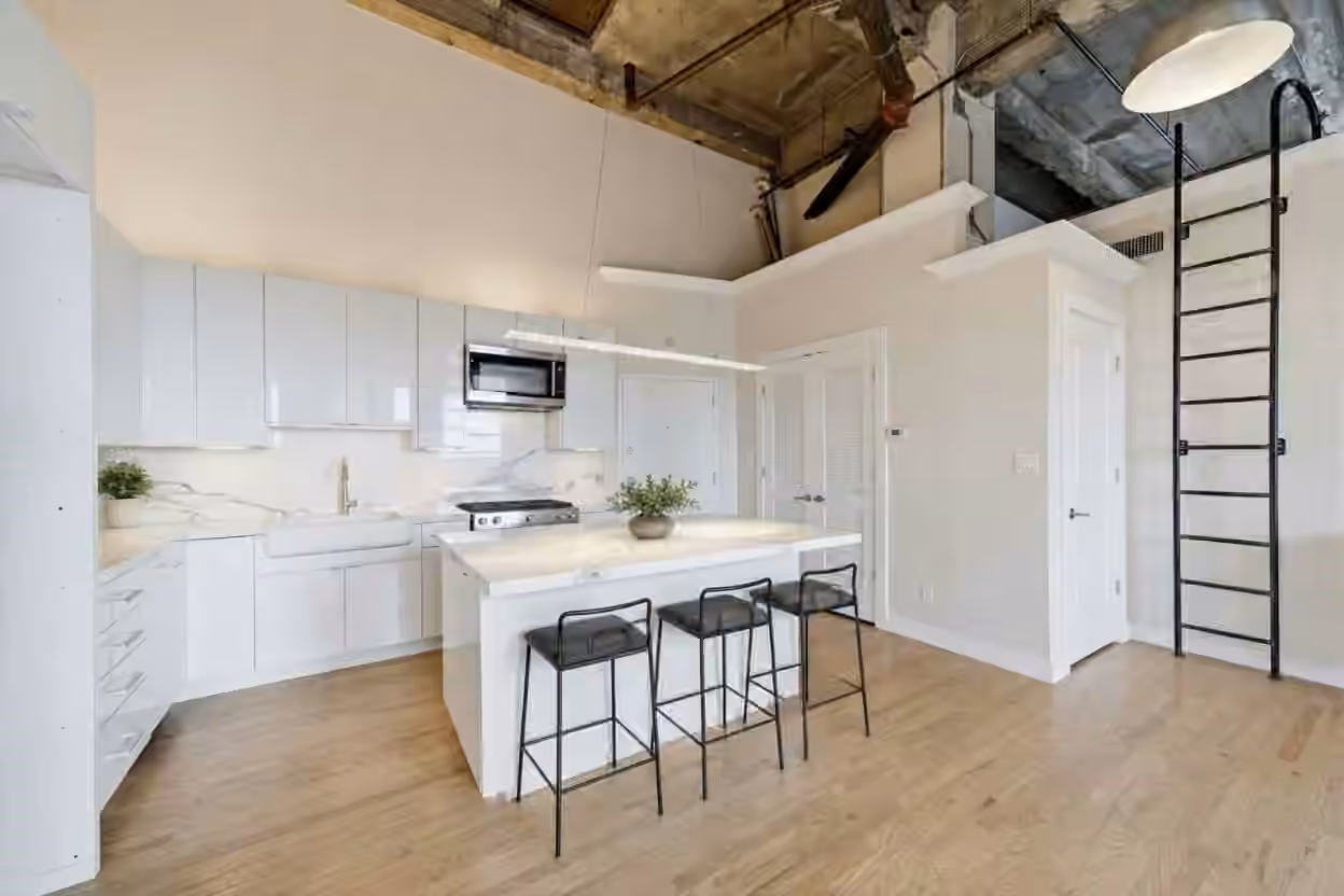 Photo 3 of 915 Franklin Street 9I, Houston, TX