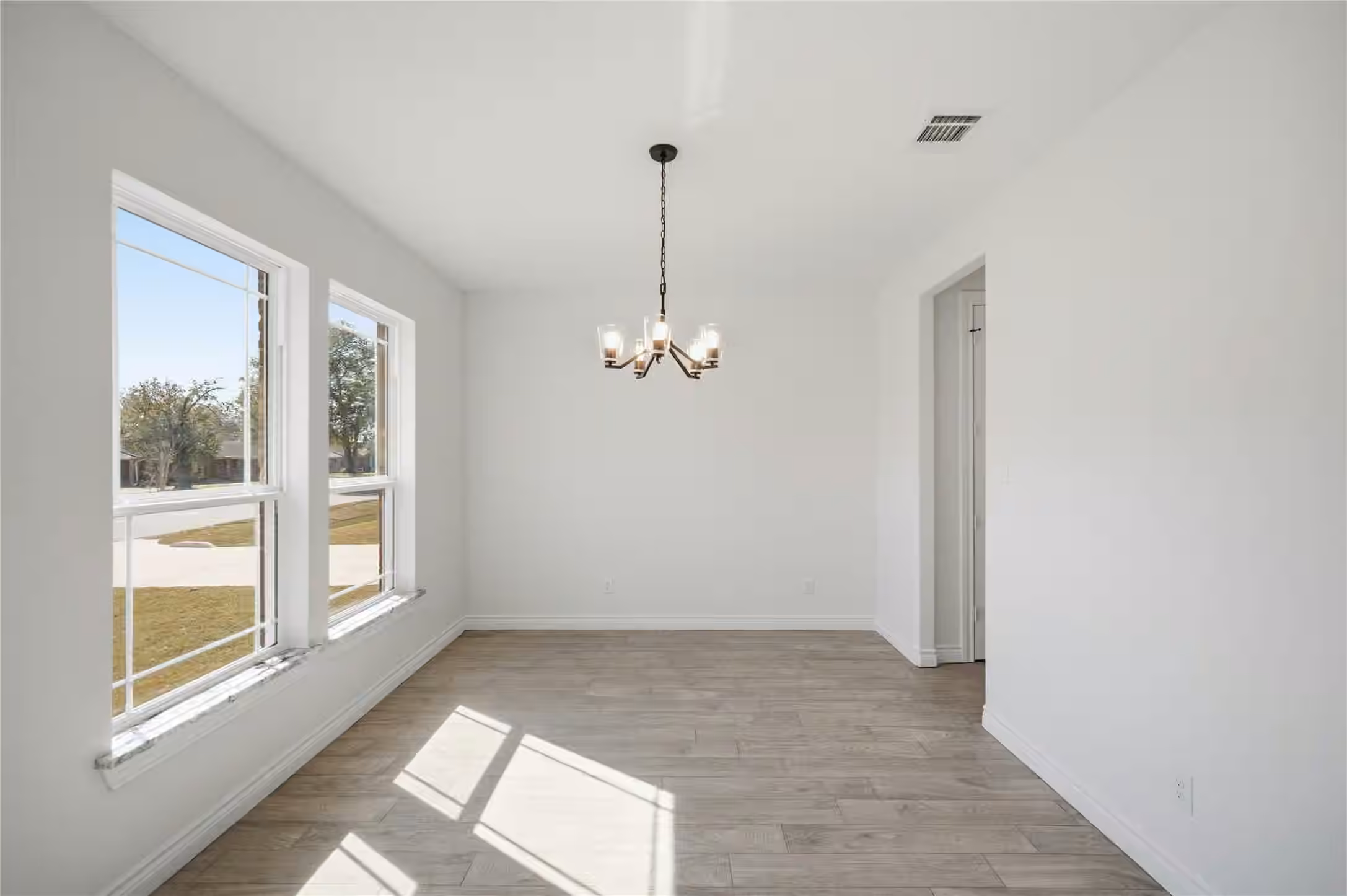 Photo 4 of 16510 Boston Post Road, Cypress, TX