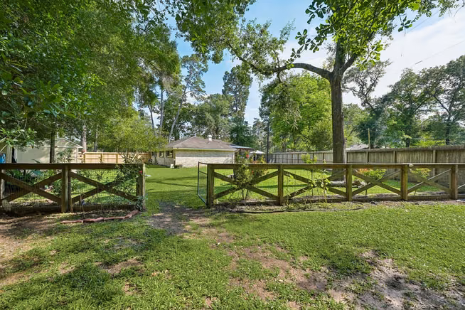 Photo 5 of 15638 Charolais Drive, Cypress, TX