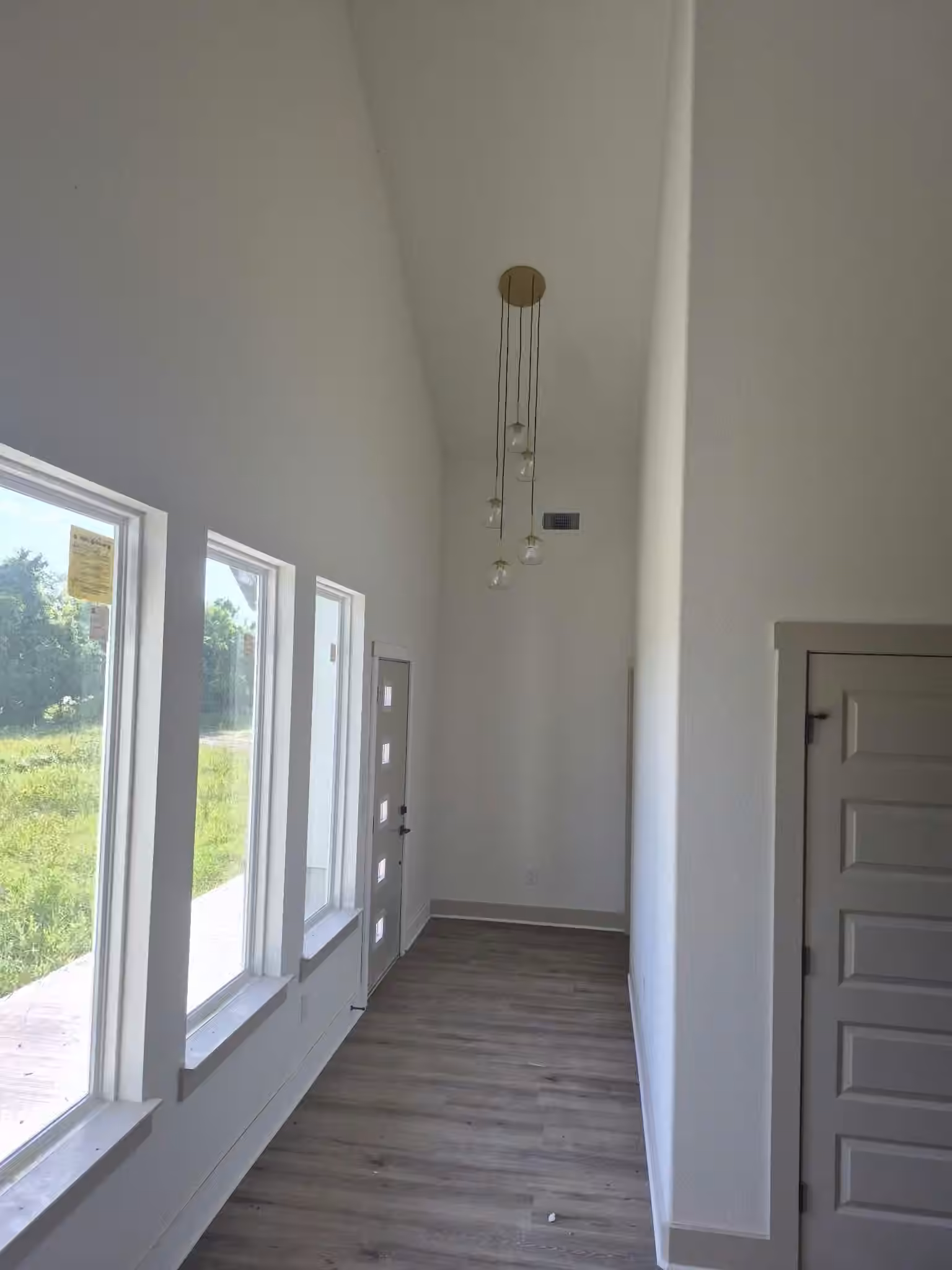 Photo 3 of 33372 W FM 1301, West Columbia, TX