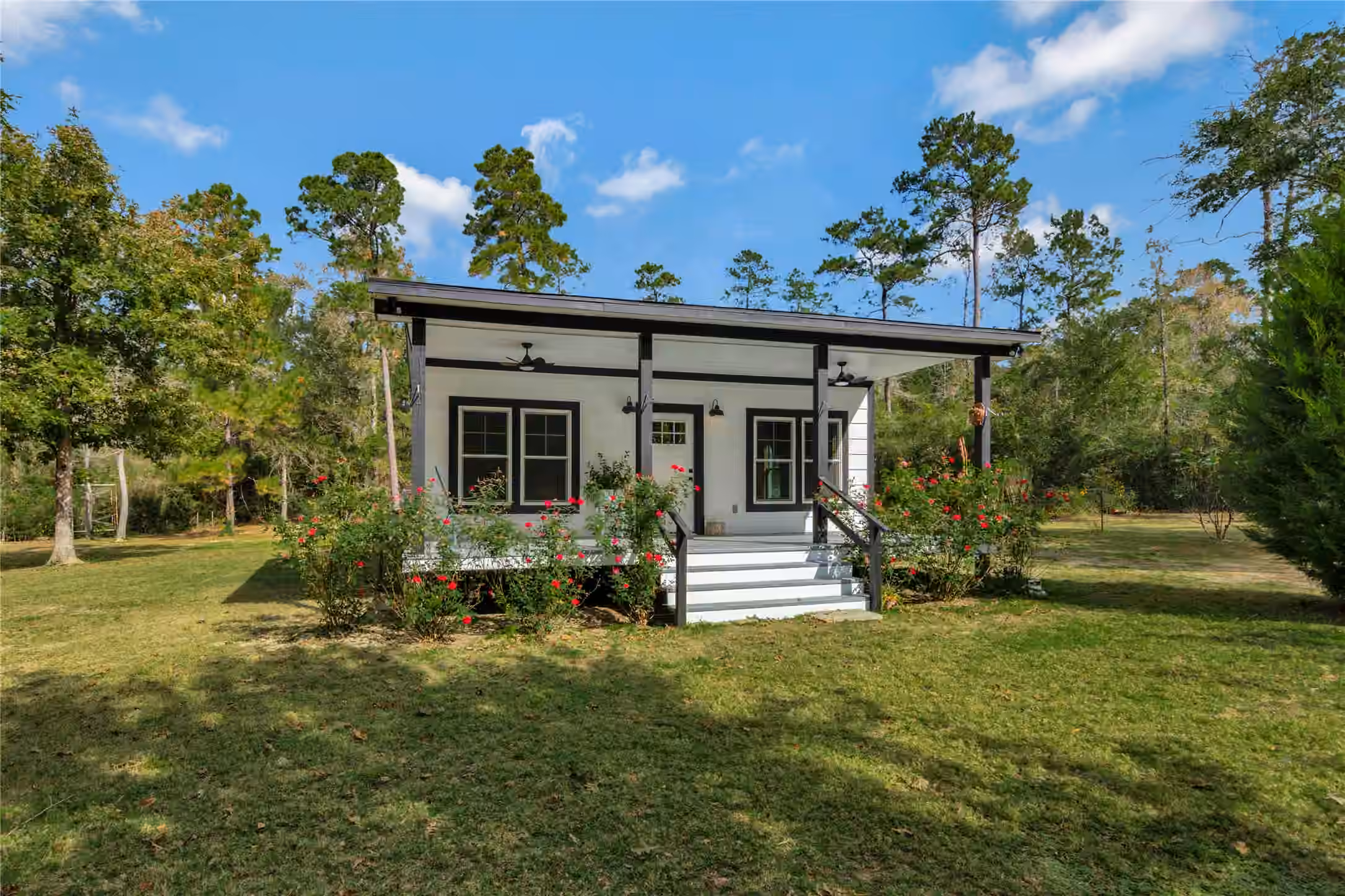 Photo of 1080 Hill Road, Willis, TX 77378