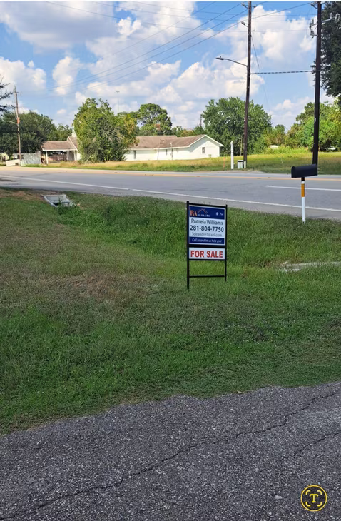 Photo 3 of 838 Fm 1489 Road, Brookshire, TX