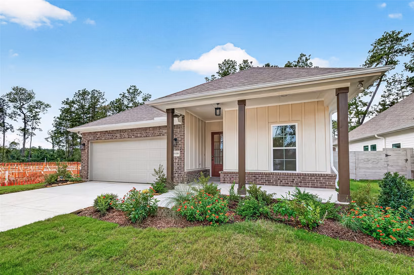 Photo 2 of 11306 Iron Horse Street, Montgomery, TX