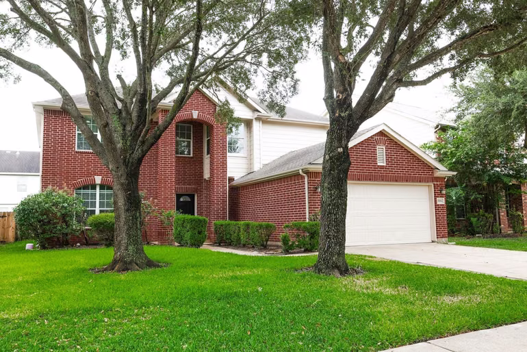 Photo 3 of 2814 Crestbrook Bend Lane, Katy, TX