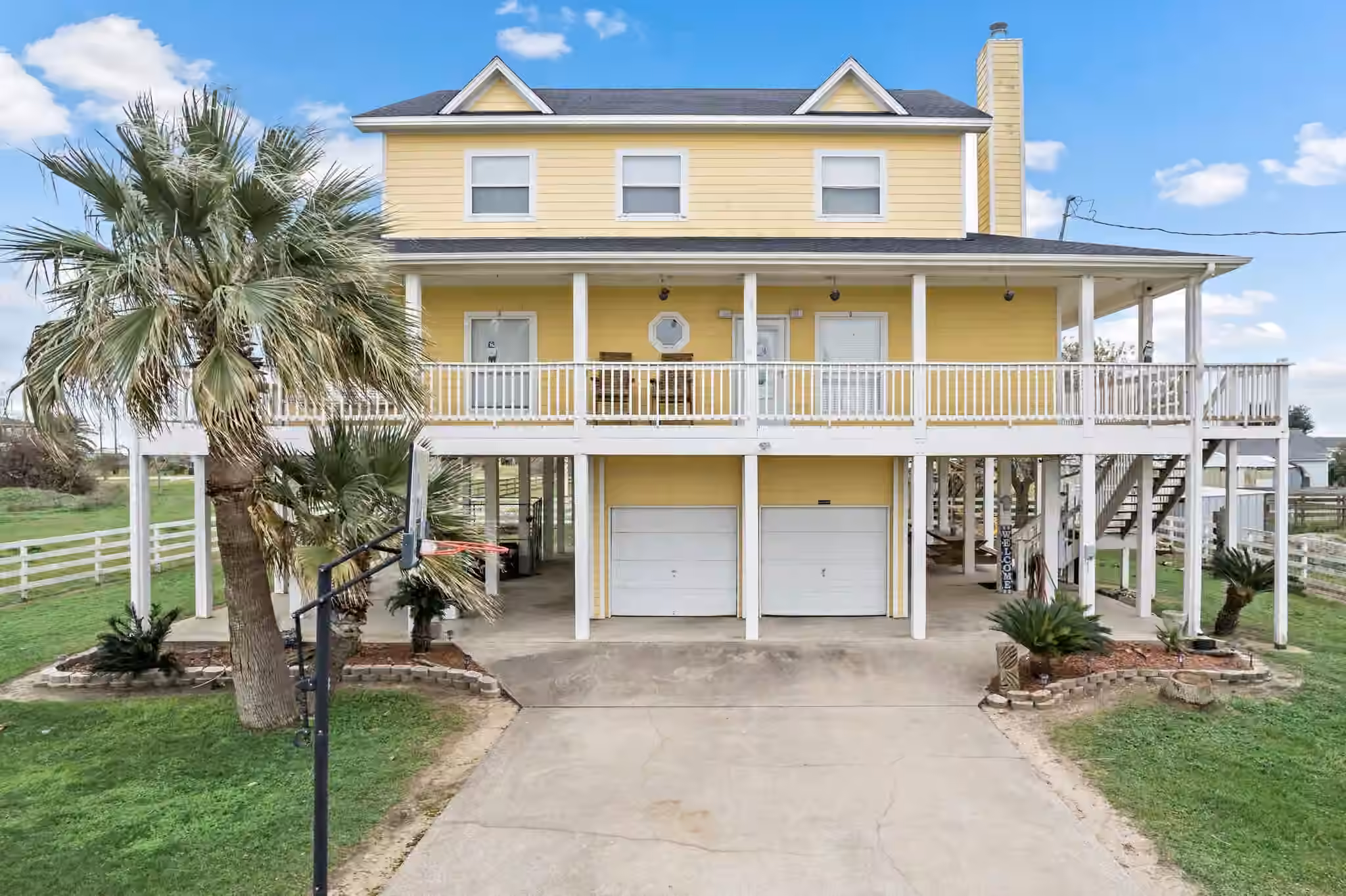 Photo 3 of 1216 Overton Avenue, Port Bolivar, TX