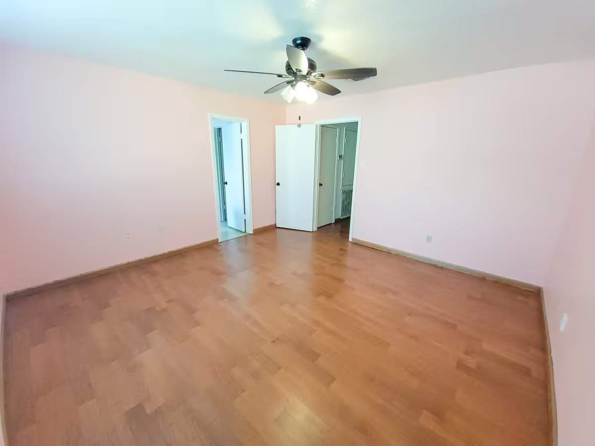 Photo 3 of 3430 Hombly Road, Houston, TX