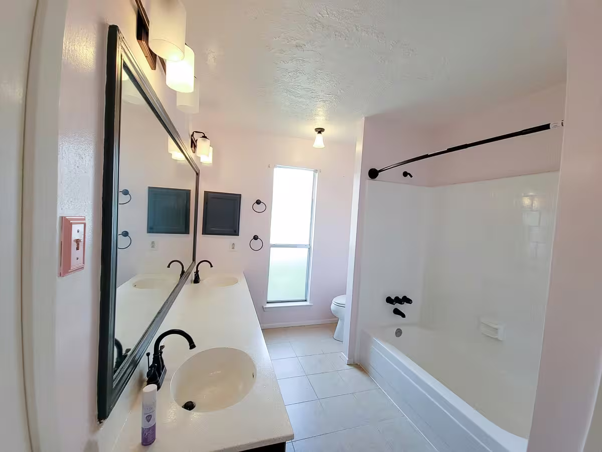 Photo 5 of 3430 Hombly Road, Houston, TX