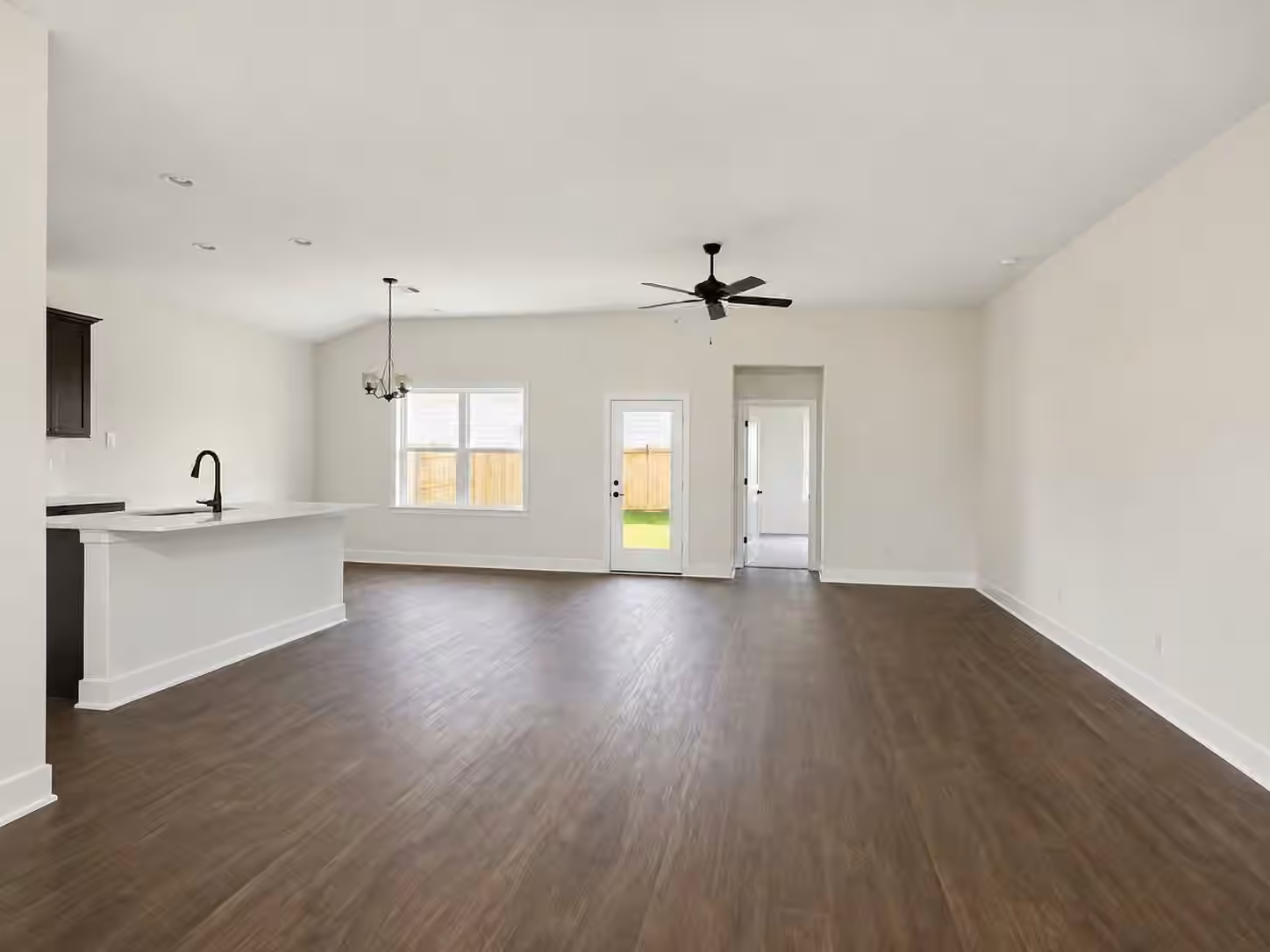 Photo 2 of 2217 S Post Oak Circle S, Dayton, TX