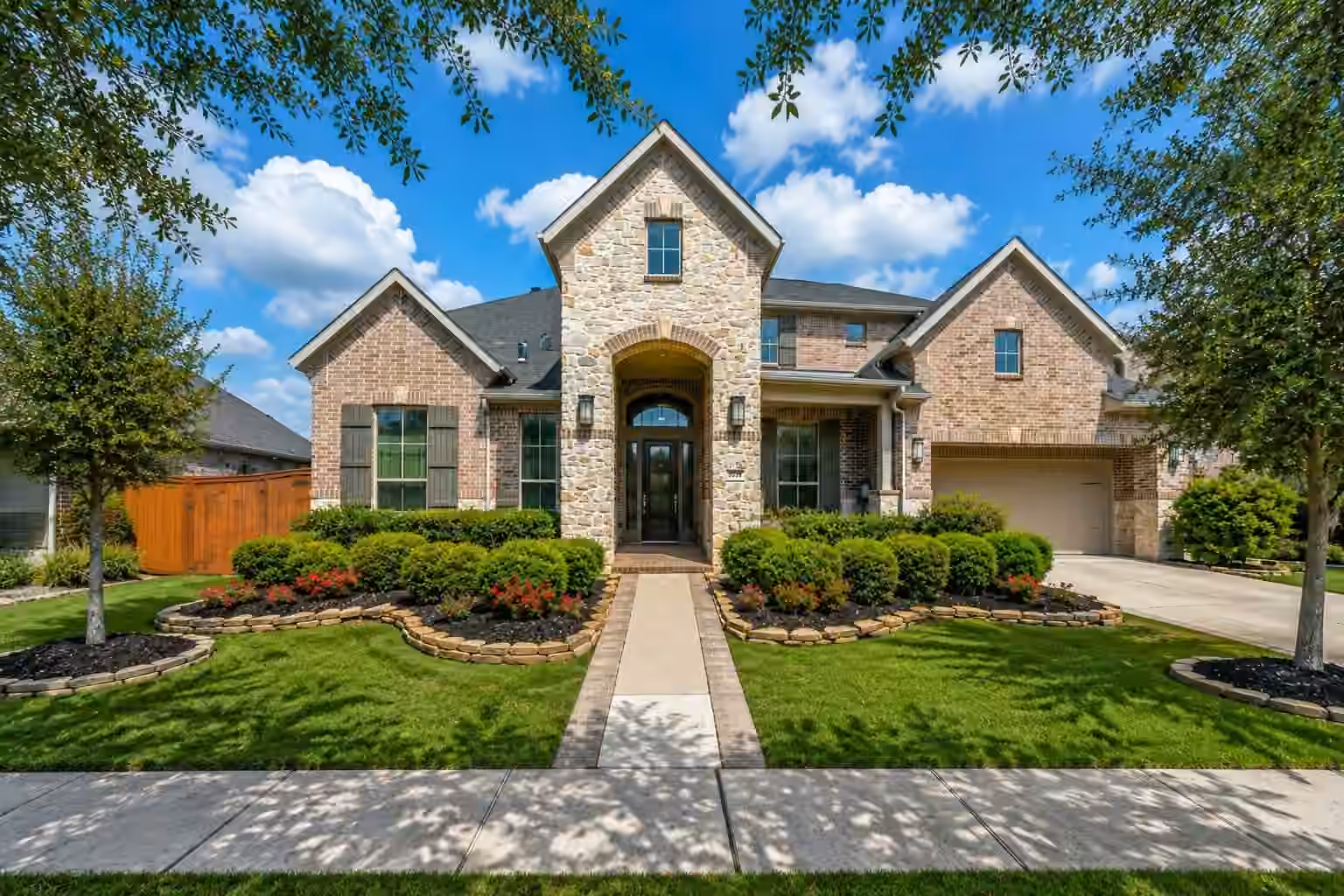 Photo 2 of 6539 Woodleaf Lake Loop, Katy, TX