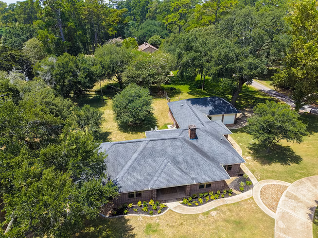 Photo 4 of 18903 Grosbeak Lane, Tomball, TX