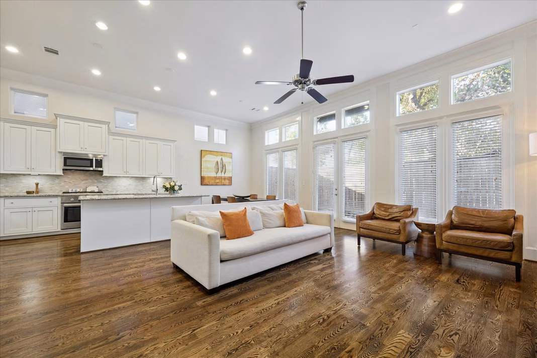 Photo 5 of 10950 Wrenwood Green, Houston, TX