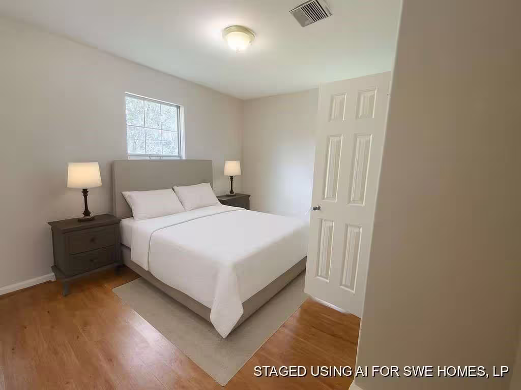 Photo 7 of 3220 Iowa Street, Baytown, TX