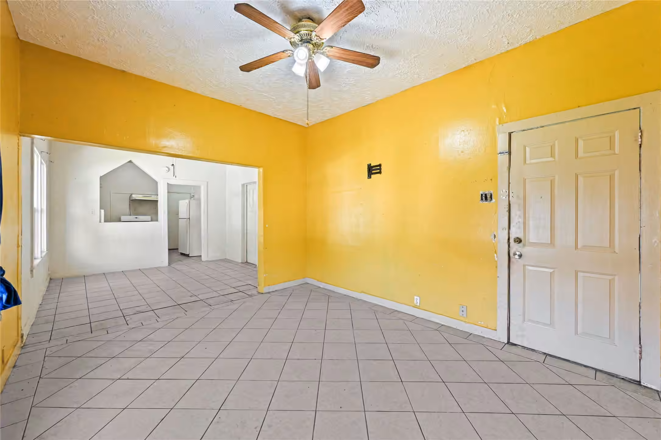 Photo 7 of 2221 Vance Street, Houston, TX