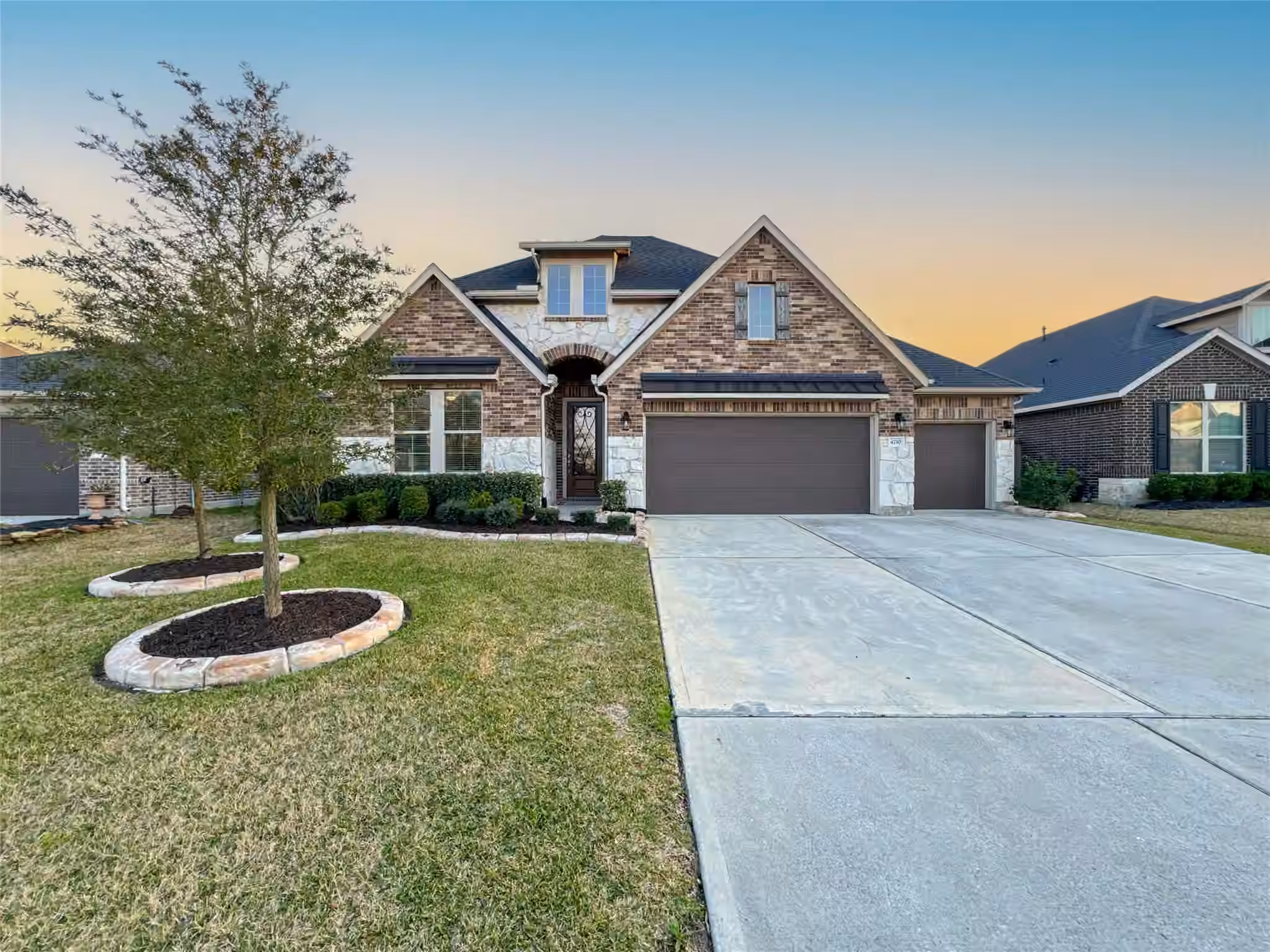 Photo 3 of 4710 Cedar Sage Drive, Baytown, TX