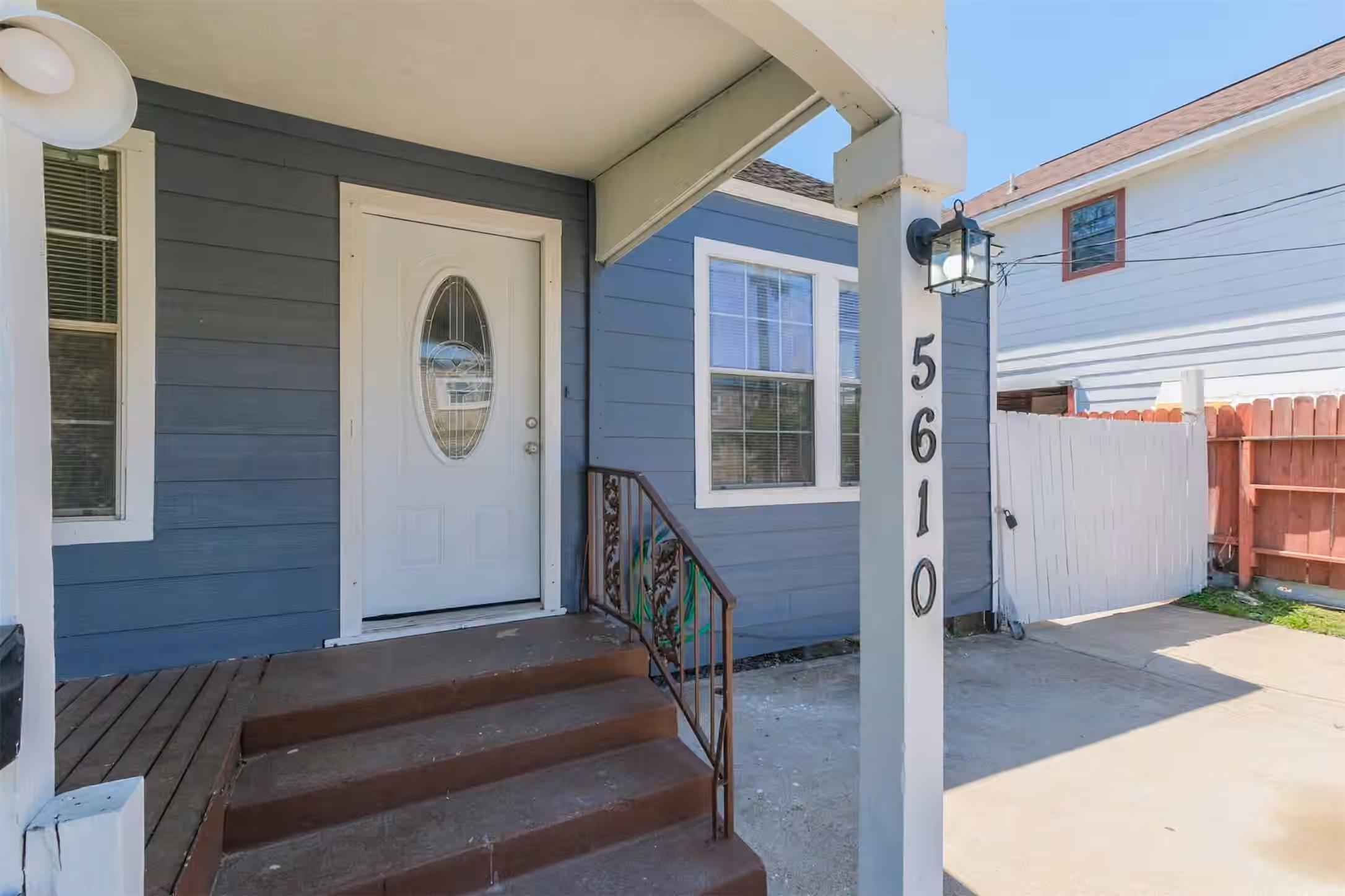 Photo 3 of 5610 Eskridge Street, Houston, TX