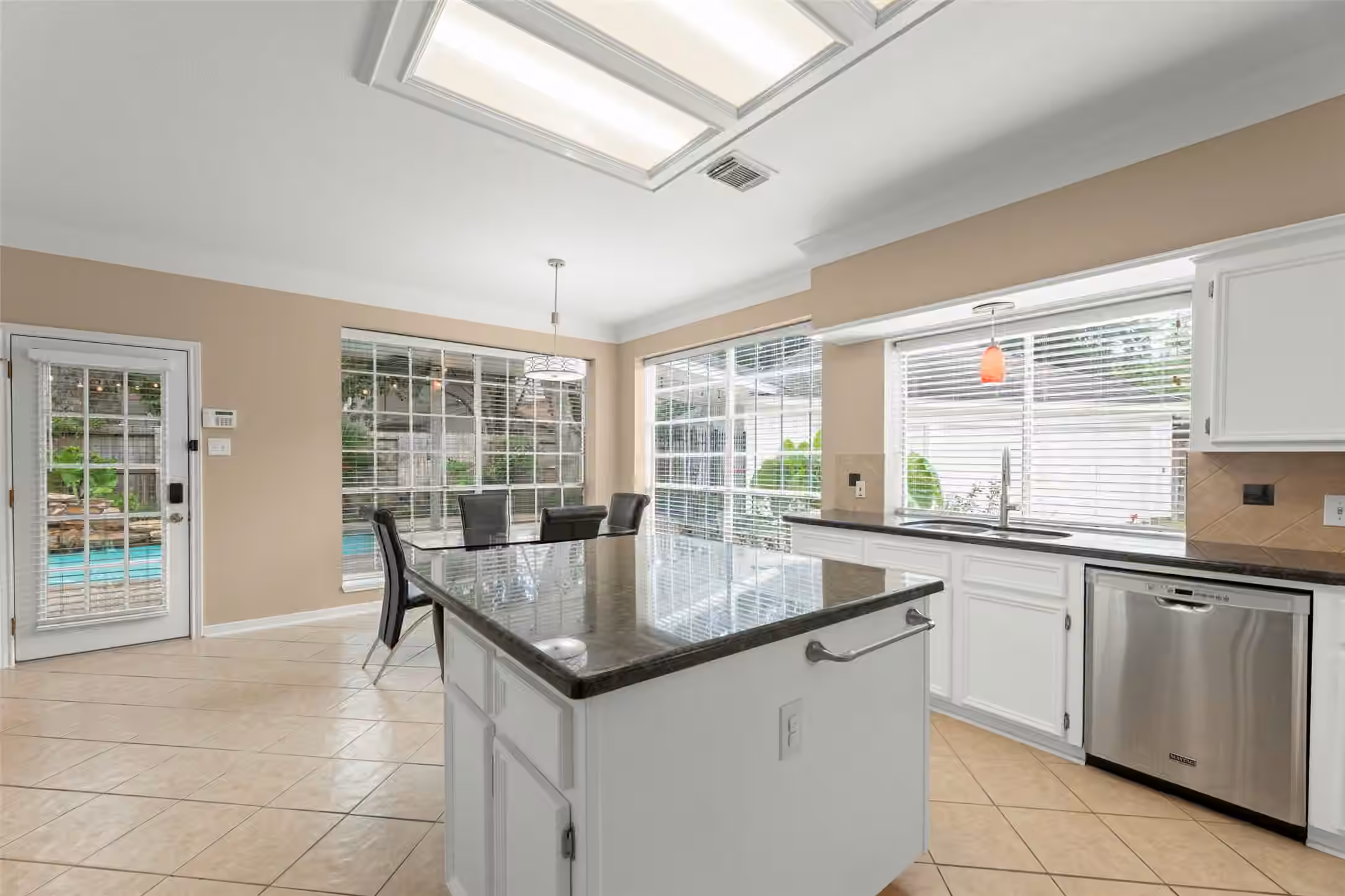 Photo 6 of 14 Sterling Court, Sugar Land, TX