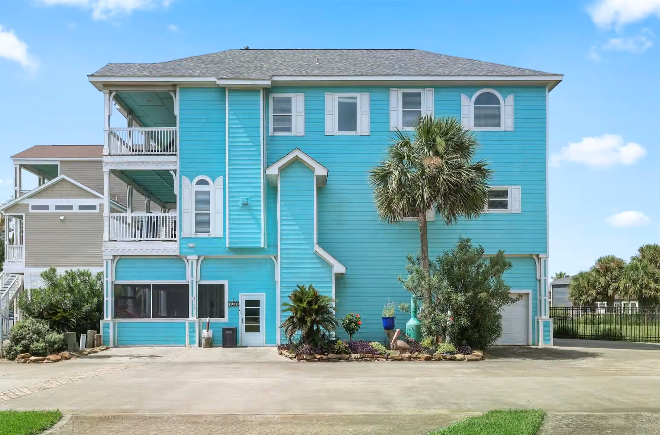 Photo 3 of 1007 Lillian Lane, Galveston, TX