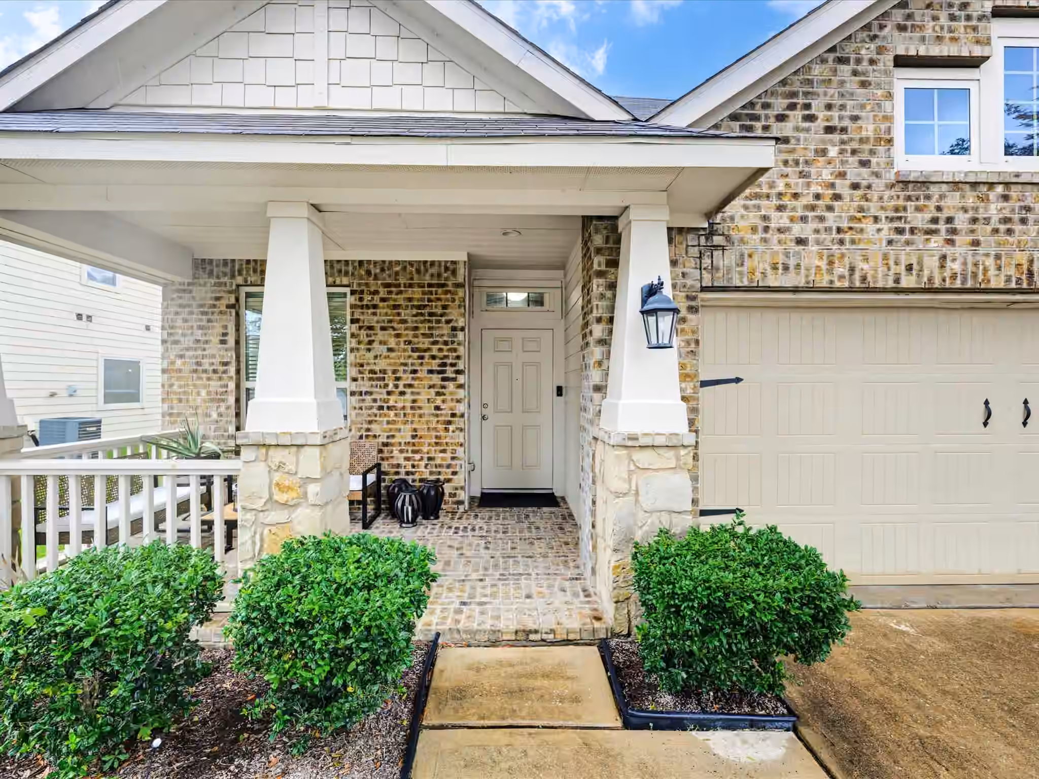 Photo 3 of 3814 Raintree Village Drive, Katy, TX