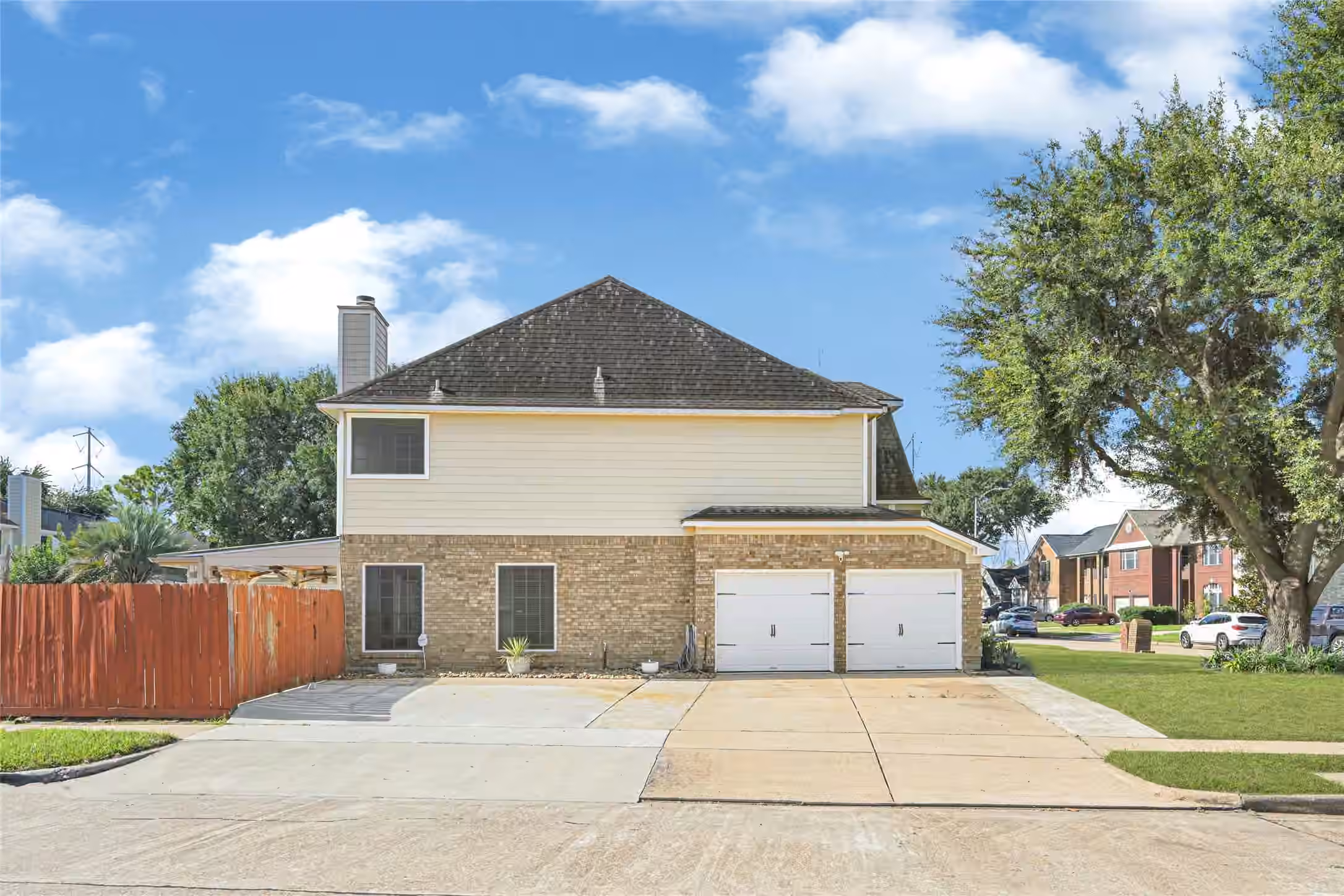 Photo 3 of 1913 Dublin Drive, Deer Park, TX