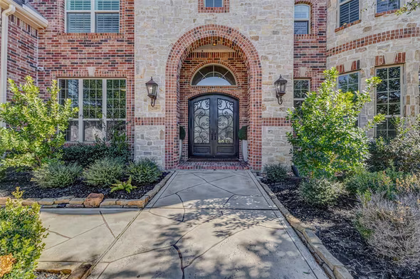 Photo 5 of 2310 Legends Way, Katy, TX