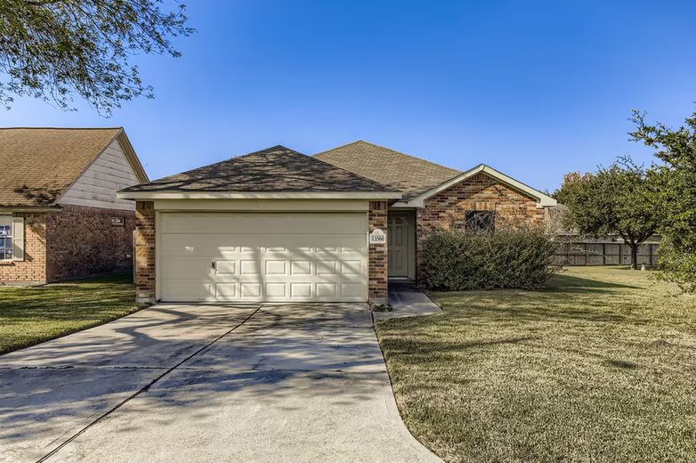 Photo of 13560 Lake Breeze Lane, Willis, TX 77318