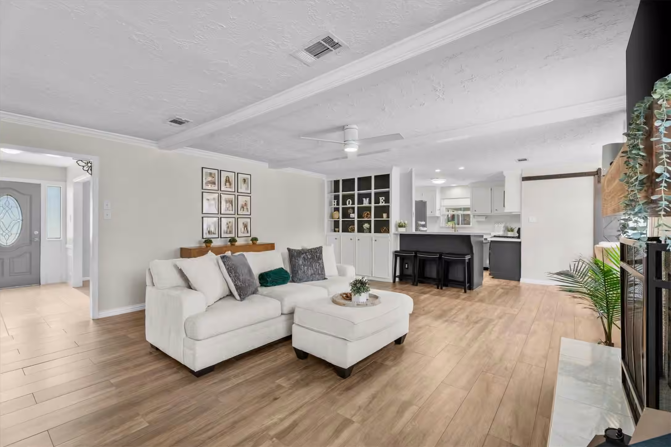 Photo of 4026 Oxhill Road, Spring, TX