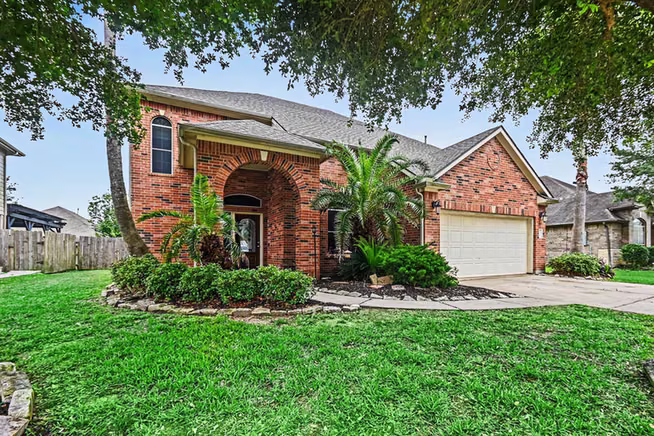 Photo 7 of 4112 S Meridian Greens Drive, Dickinson, TX