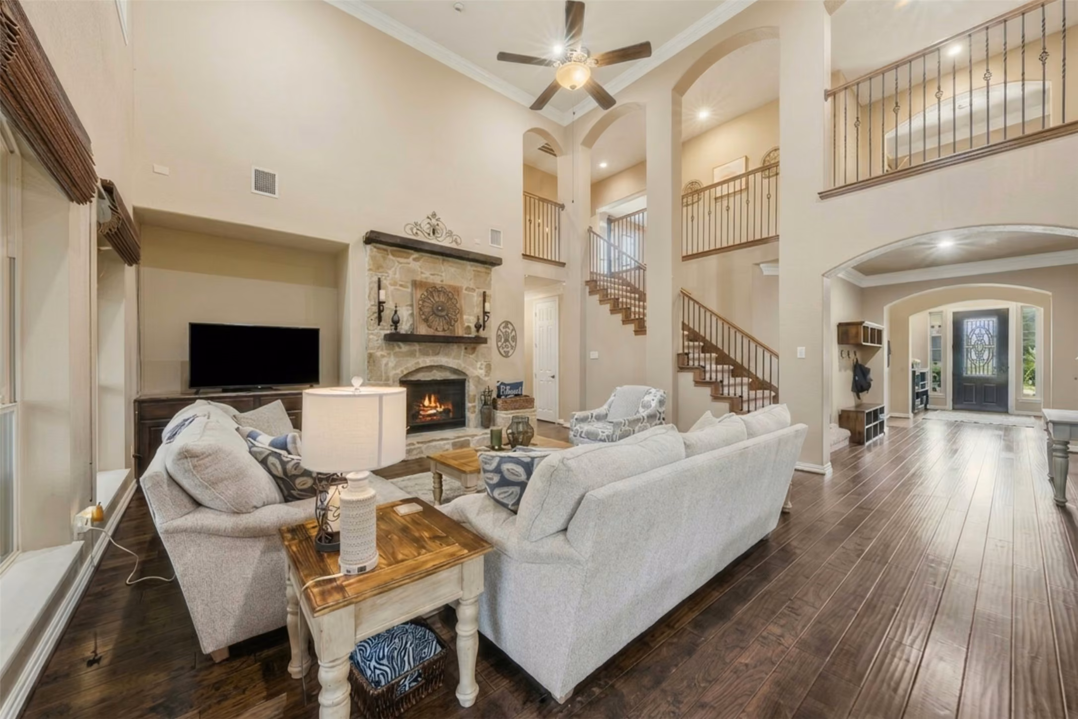 Photo 3 of 3926 Crystal Cascade Lane, Richmond, TX