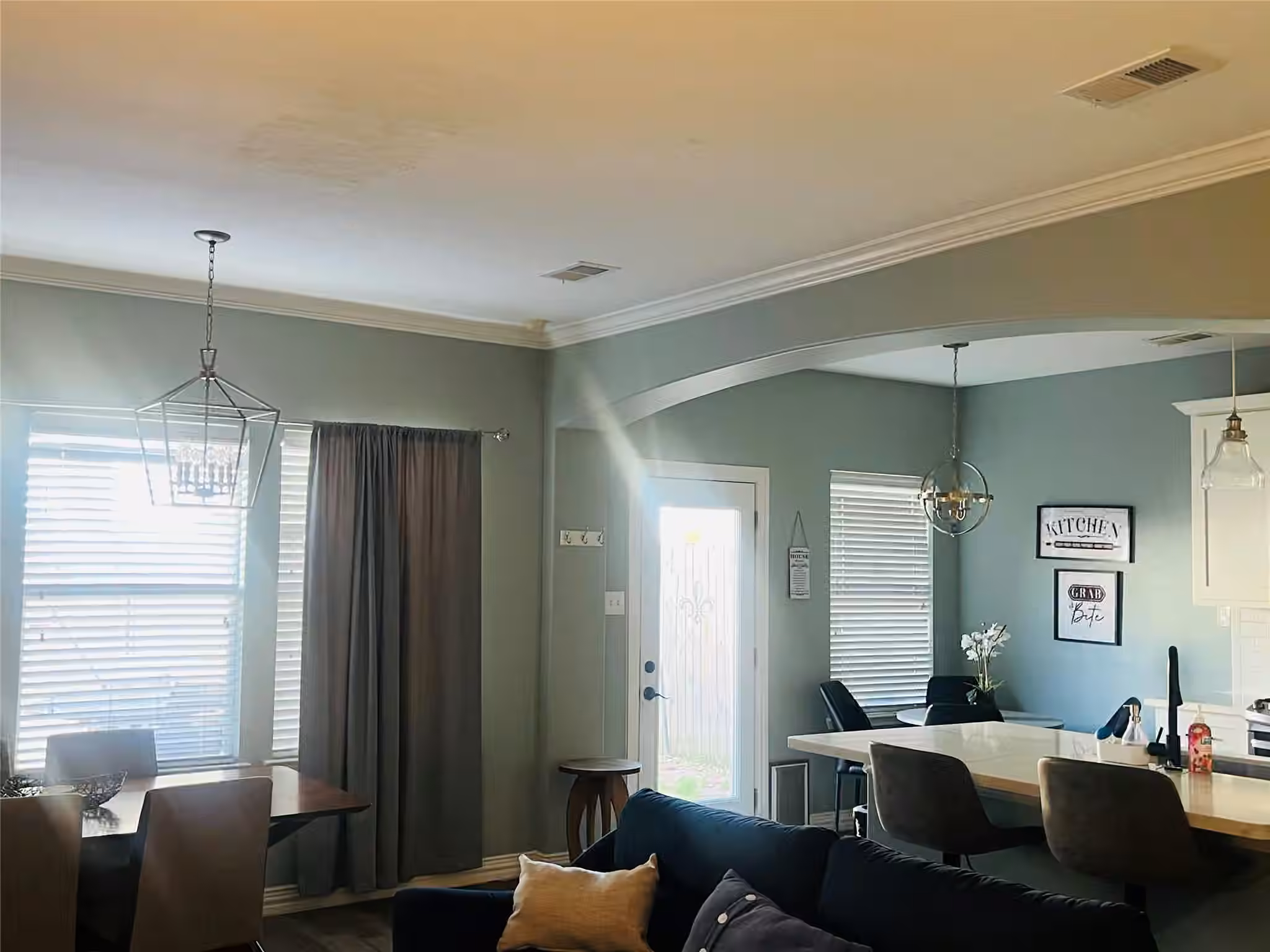 Photo 3 of 6122 Yorktown Meadow Lane, Houston, TX