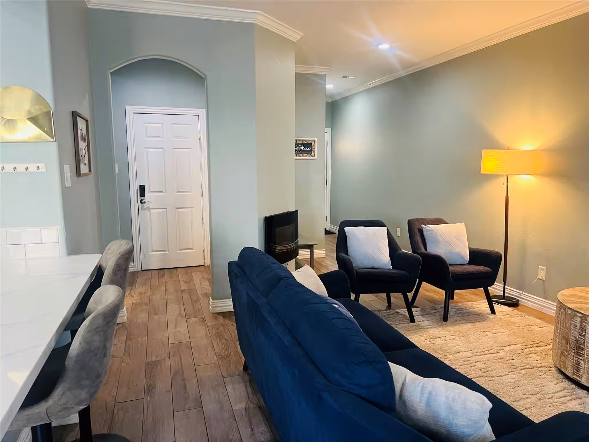 Photo 4 of 6122 Yorktown Meadow Lane, Houston, TX