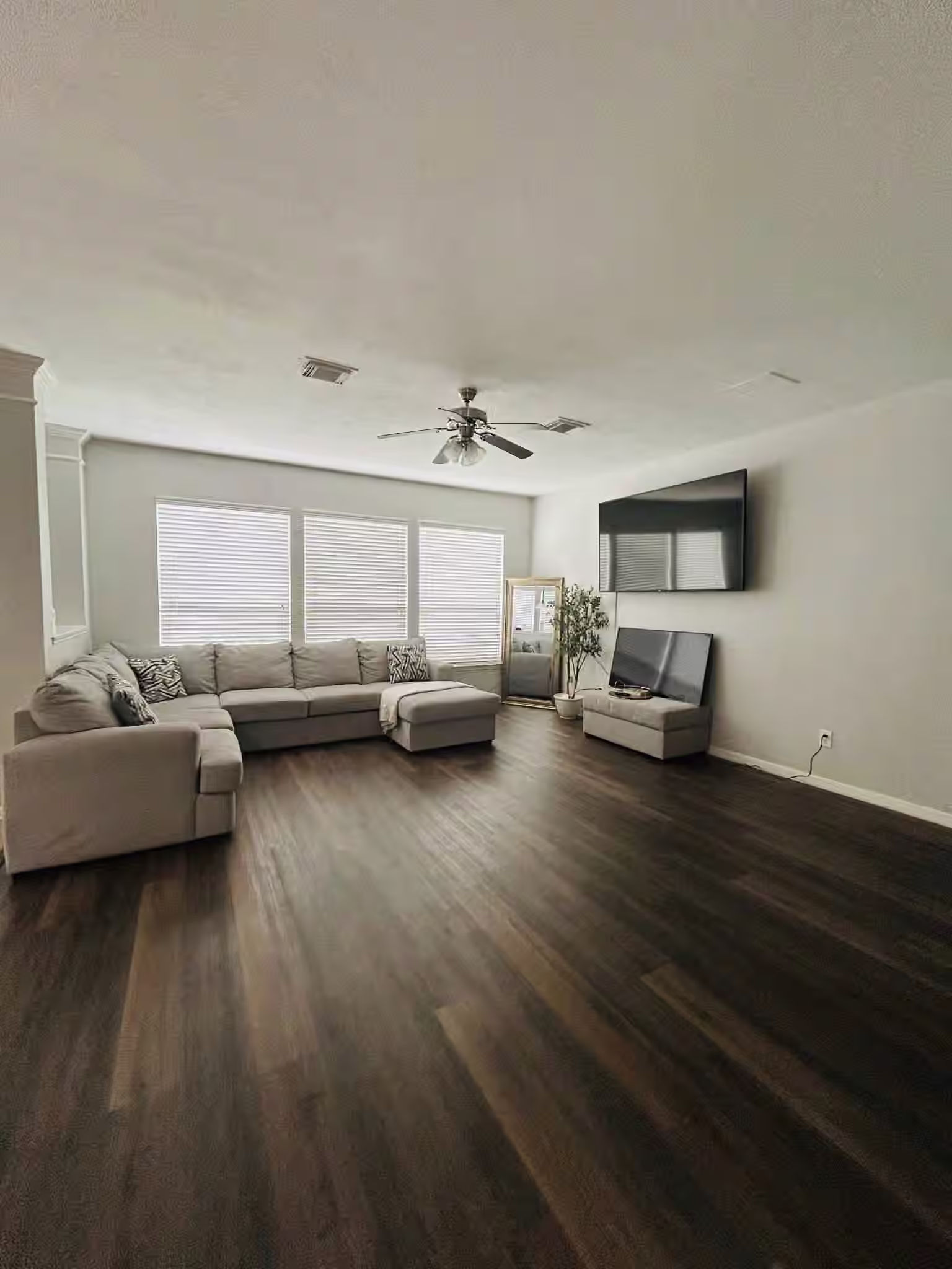 Photo 6 of 18902 Cluster Oaks Drive, Magnolia, TX