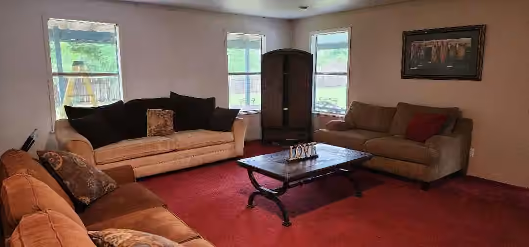 Photo of 692 Cashs Creek Rd Road, Blessing, TX
