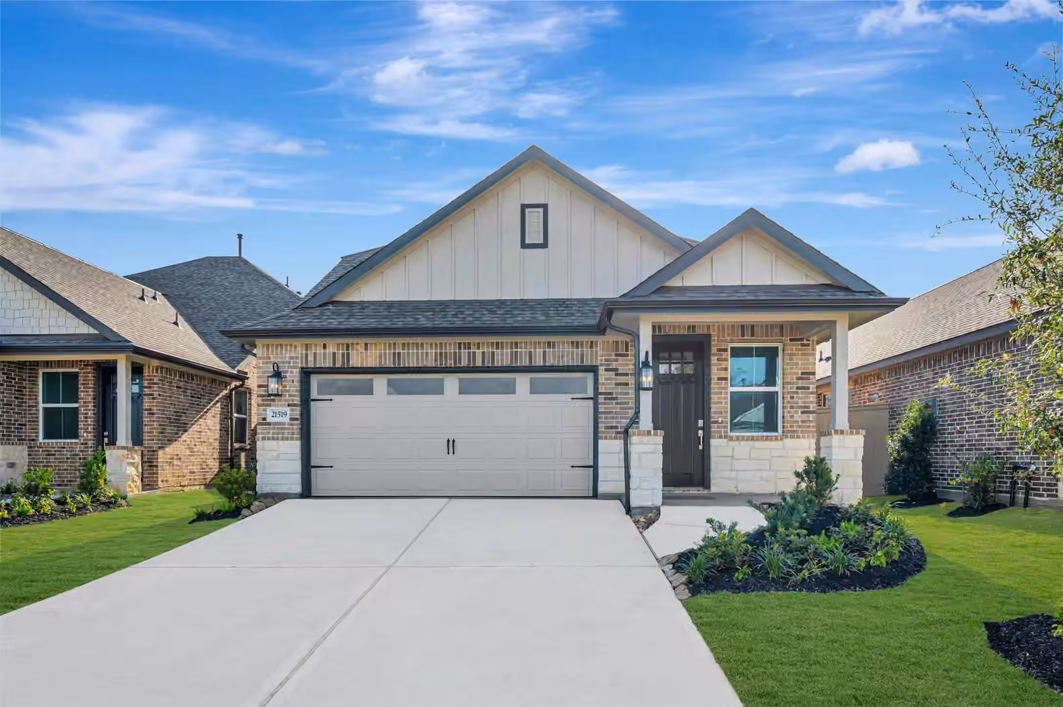 Photo 2 of 21519 Barnridge Court, Waller, TX